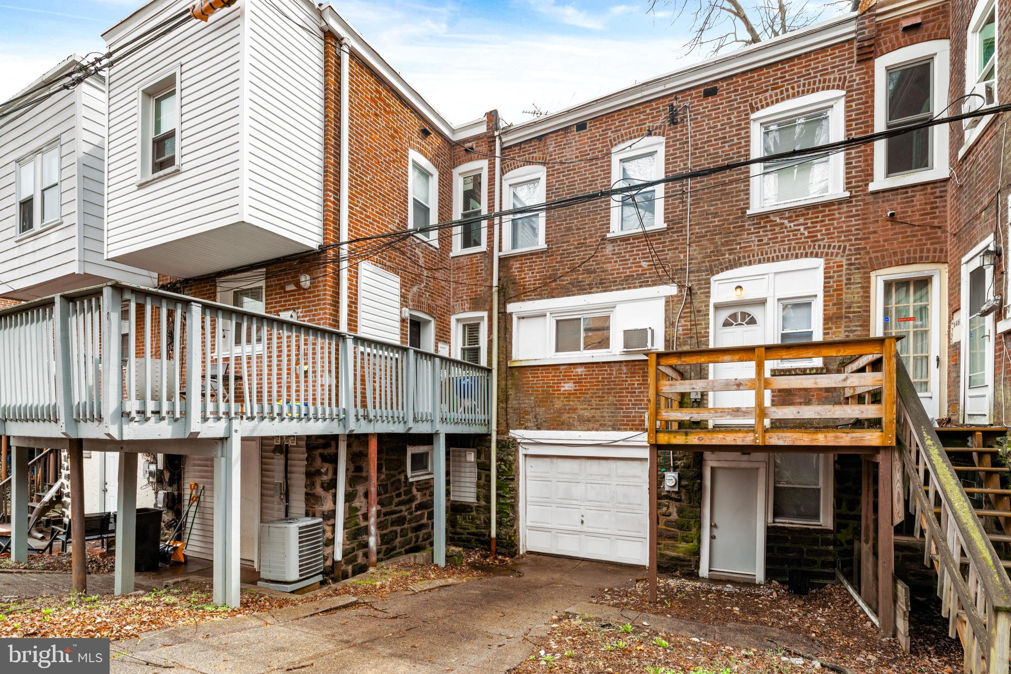 OVERBROOK FARMS - Residential