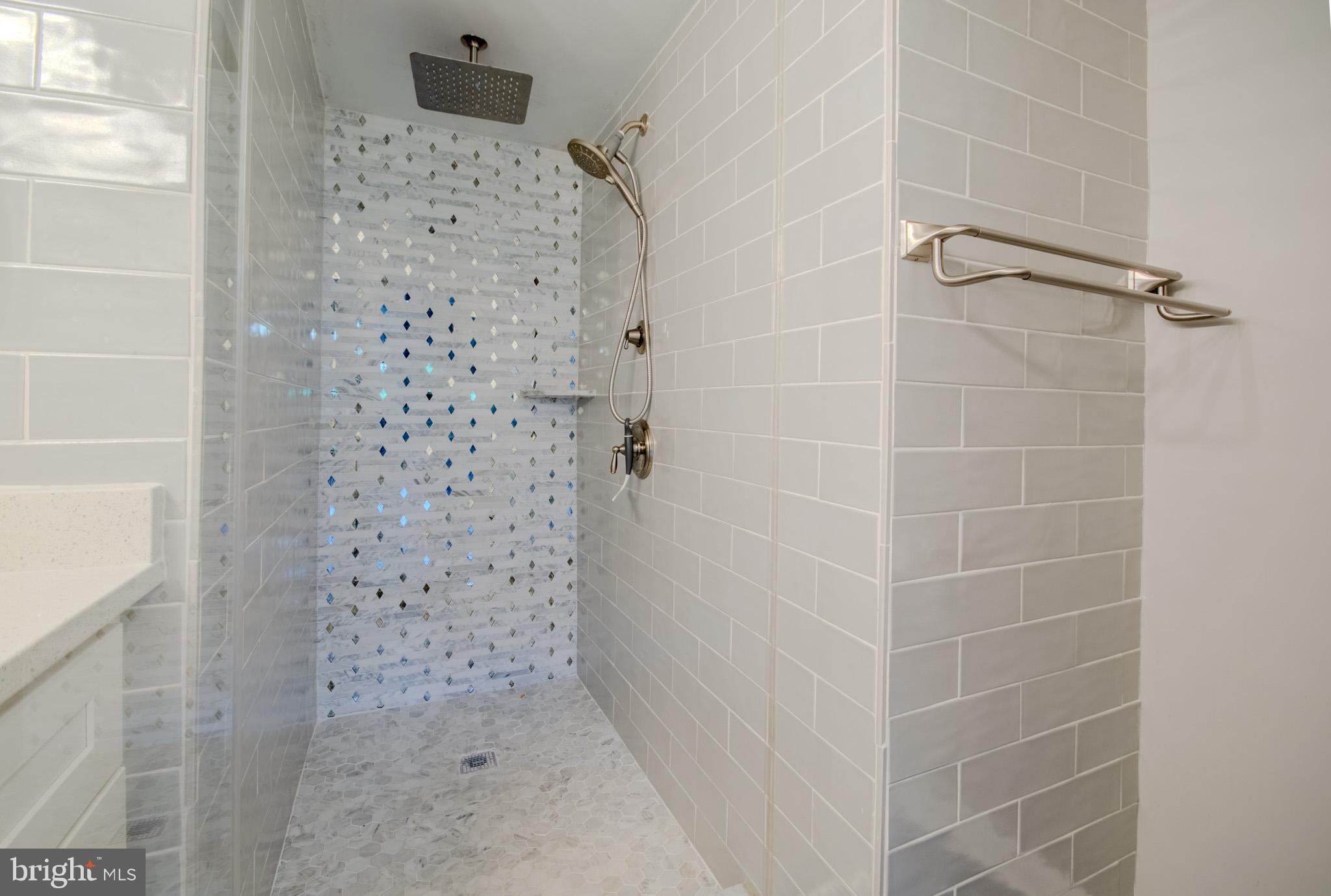 SEVERN HOUSE - Residential Lease