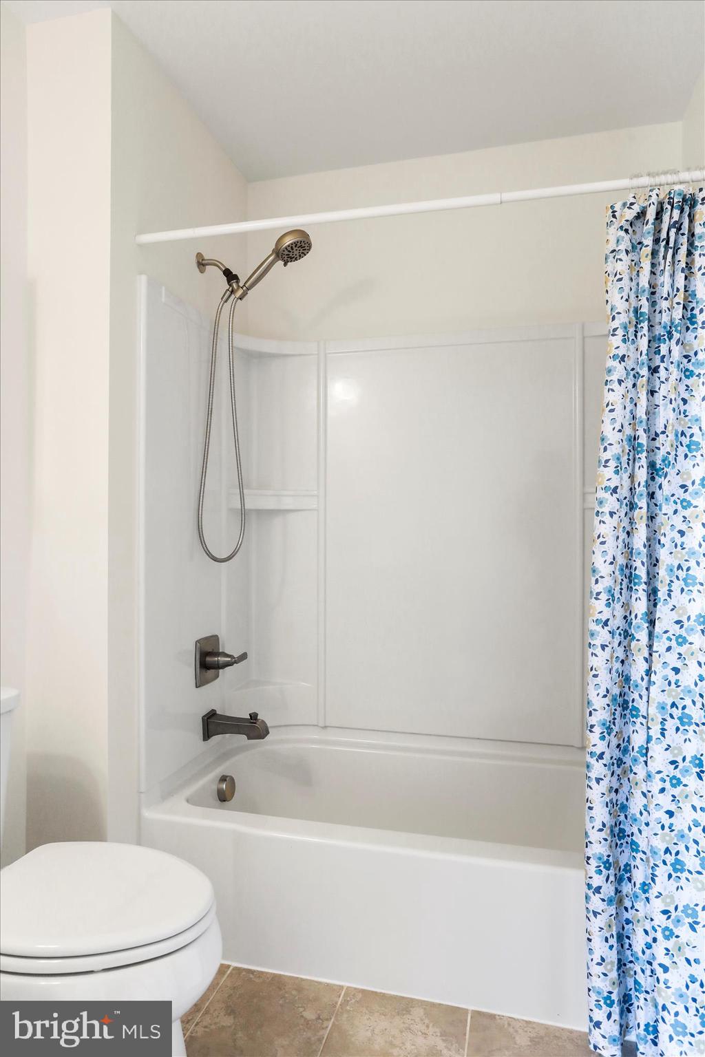 ARCADIA SPRINGS - Residential