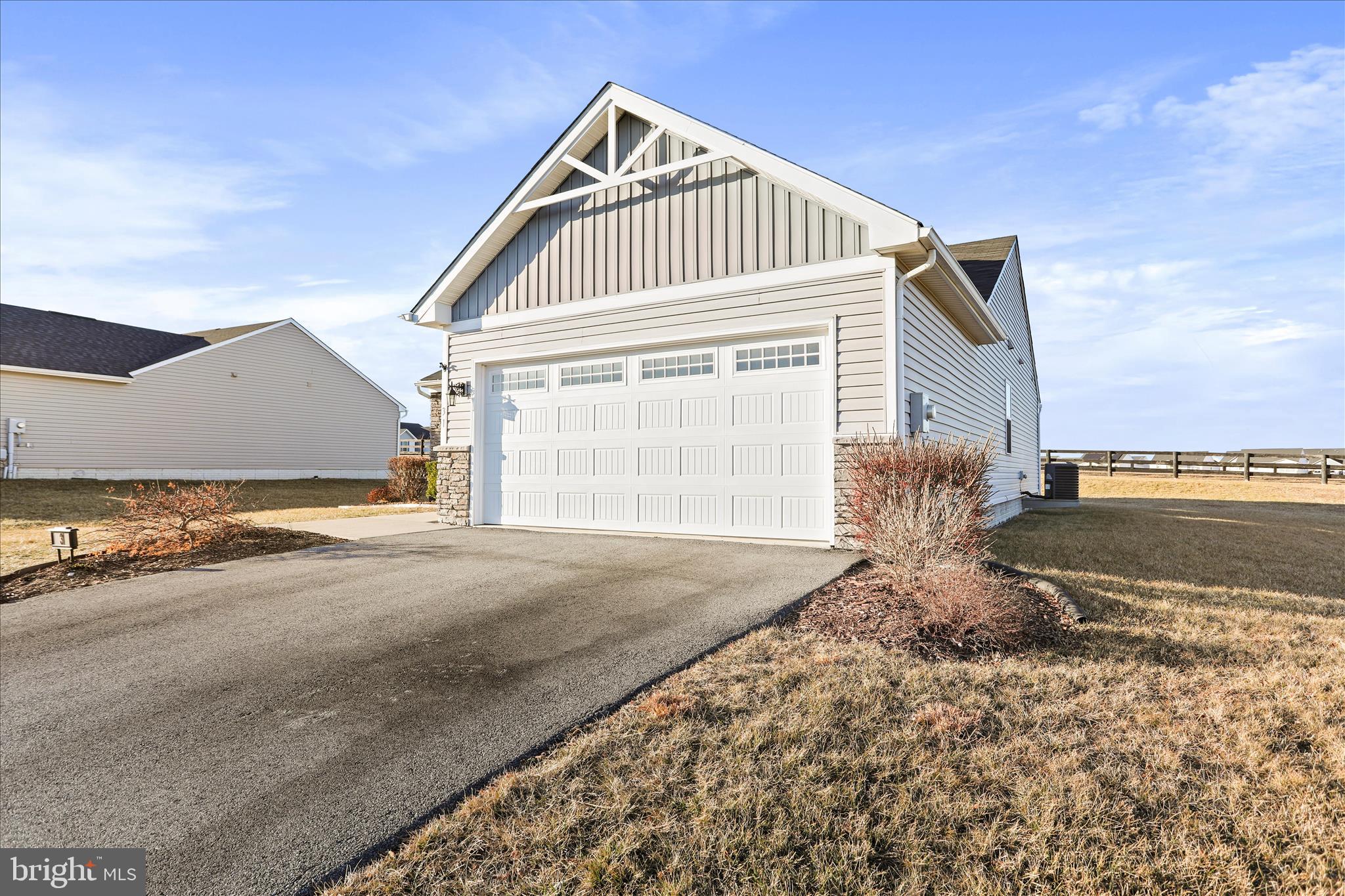 ARCADIA SPRINGS - Residential