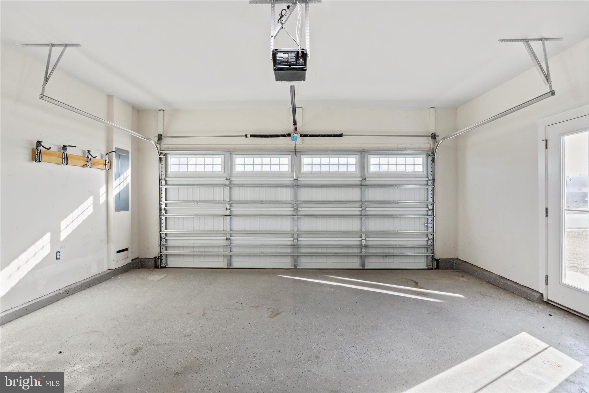 ARCADIA SPRINGS - Residential