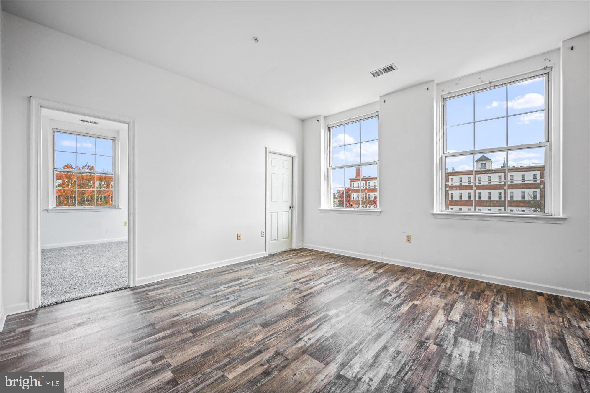 CLOCK TOWERS - Residential