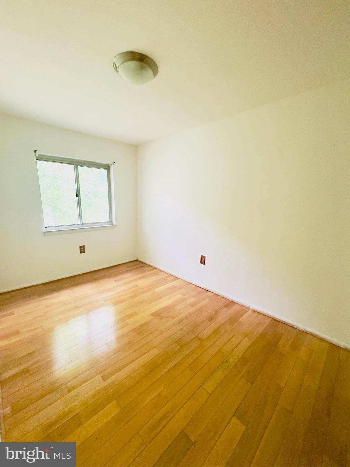 BETHESDA PARK - Residential