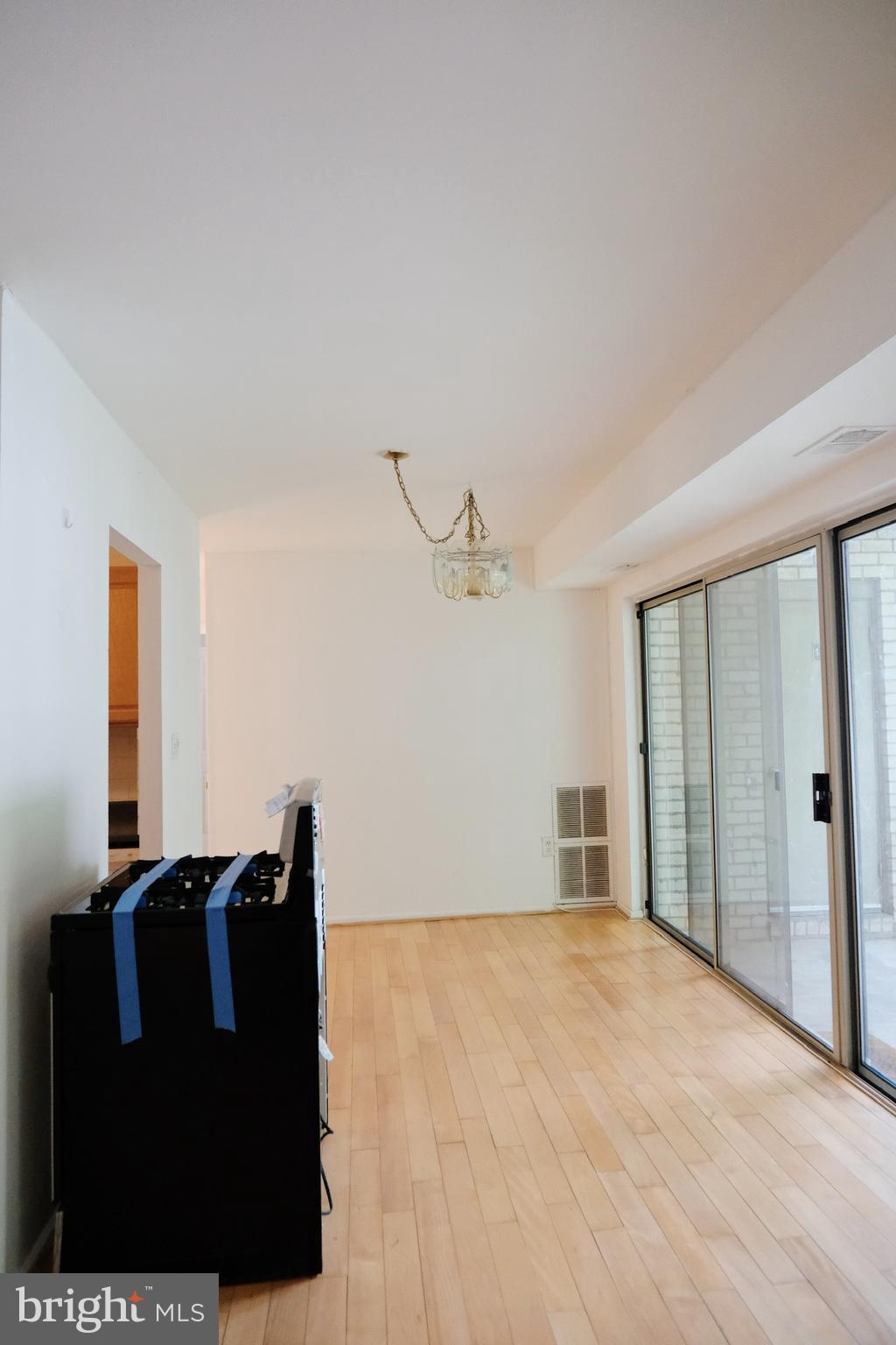 BETHESDA PARK - Residential