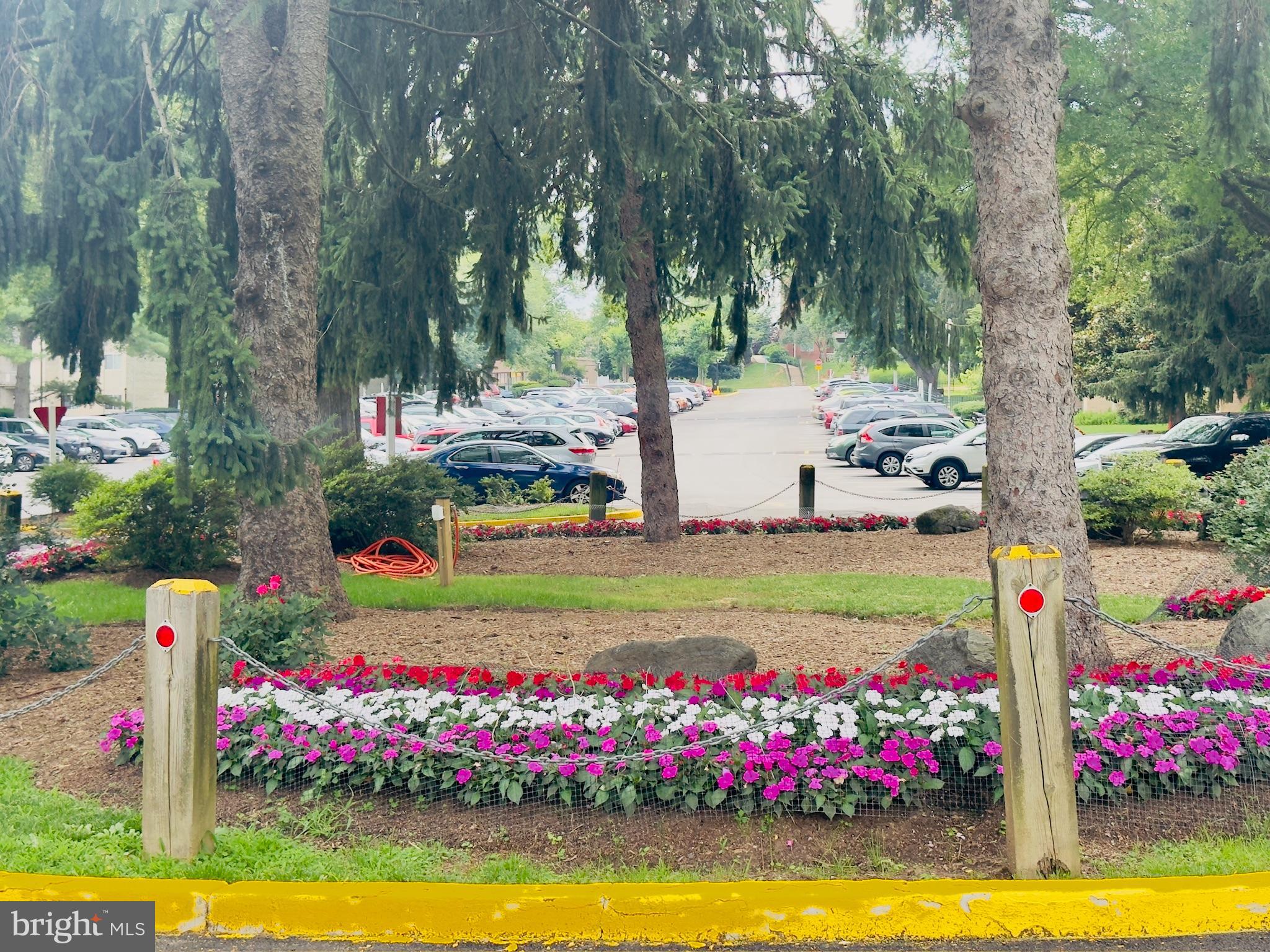 BETHESDA PARK - Residential