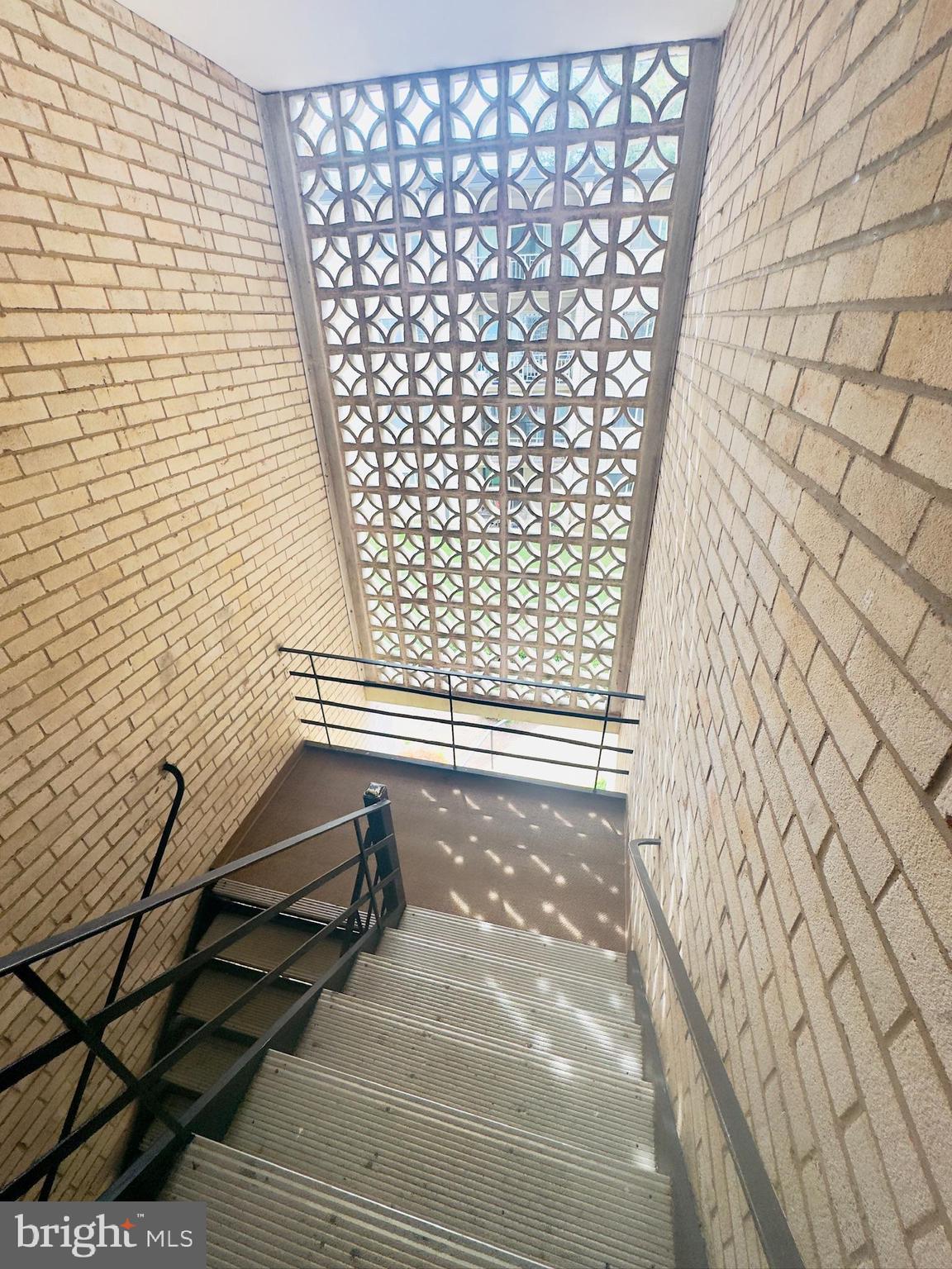 BETHESDA PARK - Residential