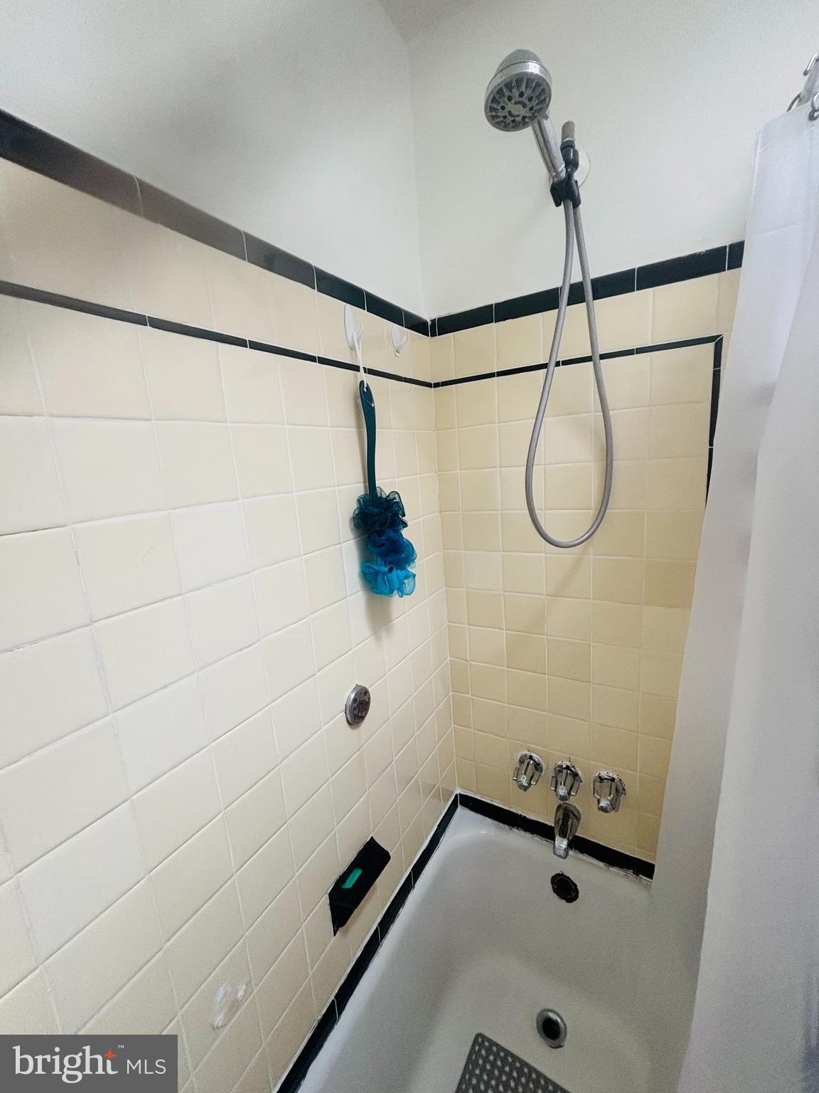 MAYFAIR - Residential