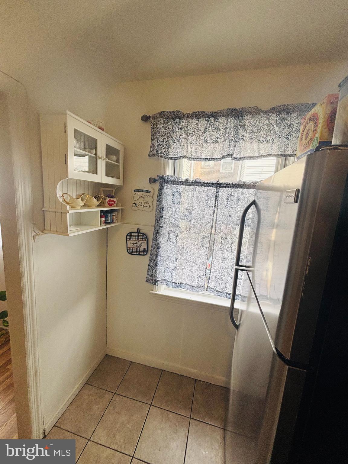 MAYFAIR - Residential