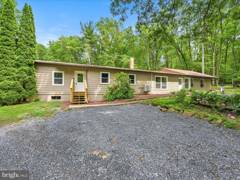 36 SHORT LANE JONESTOWN PA 17038