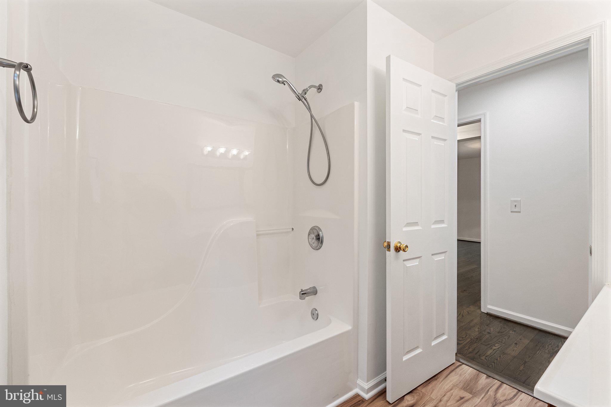 SHANNONDALE - Residential