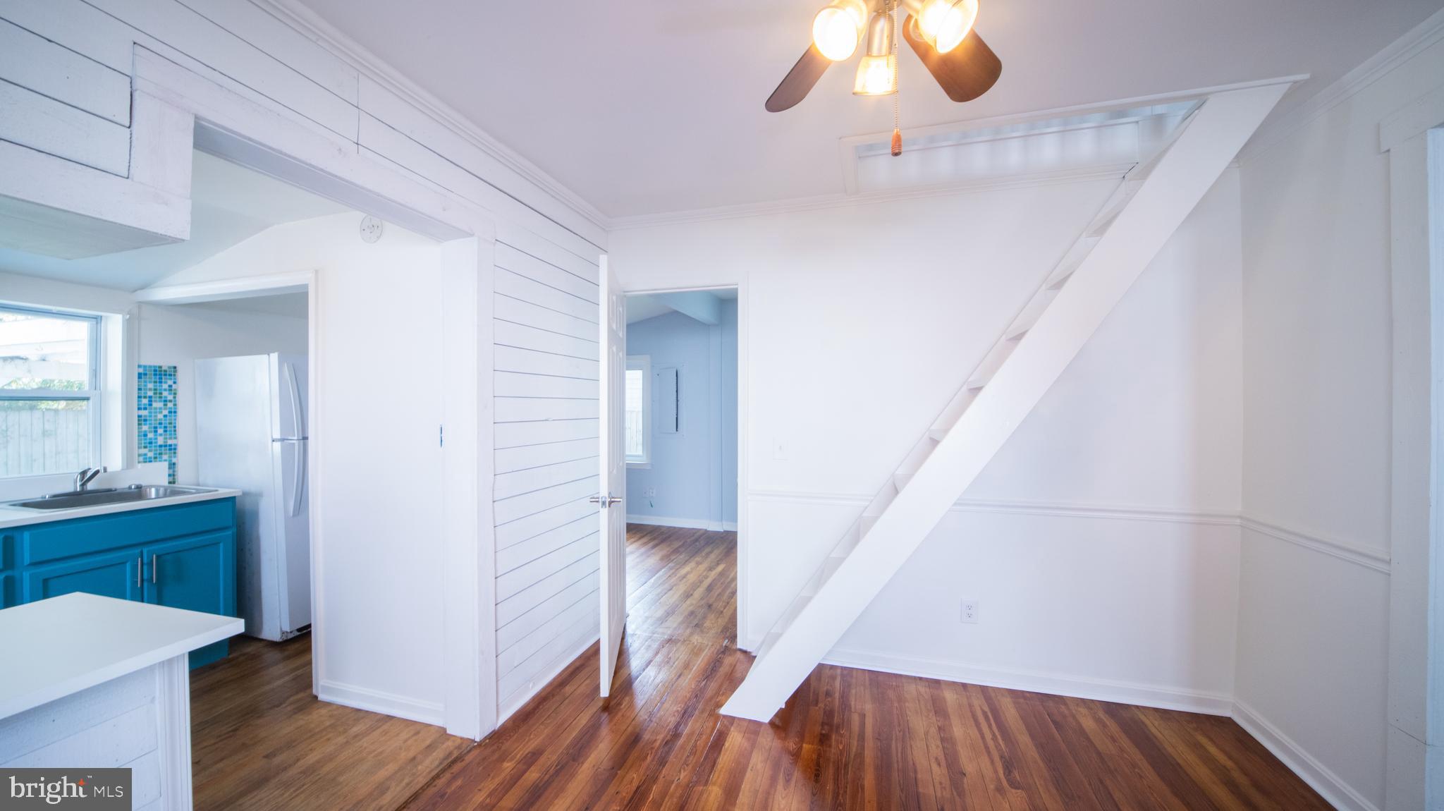 AVALON SHORES - Residential Lease