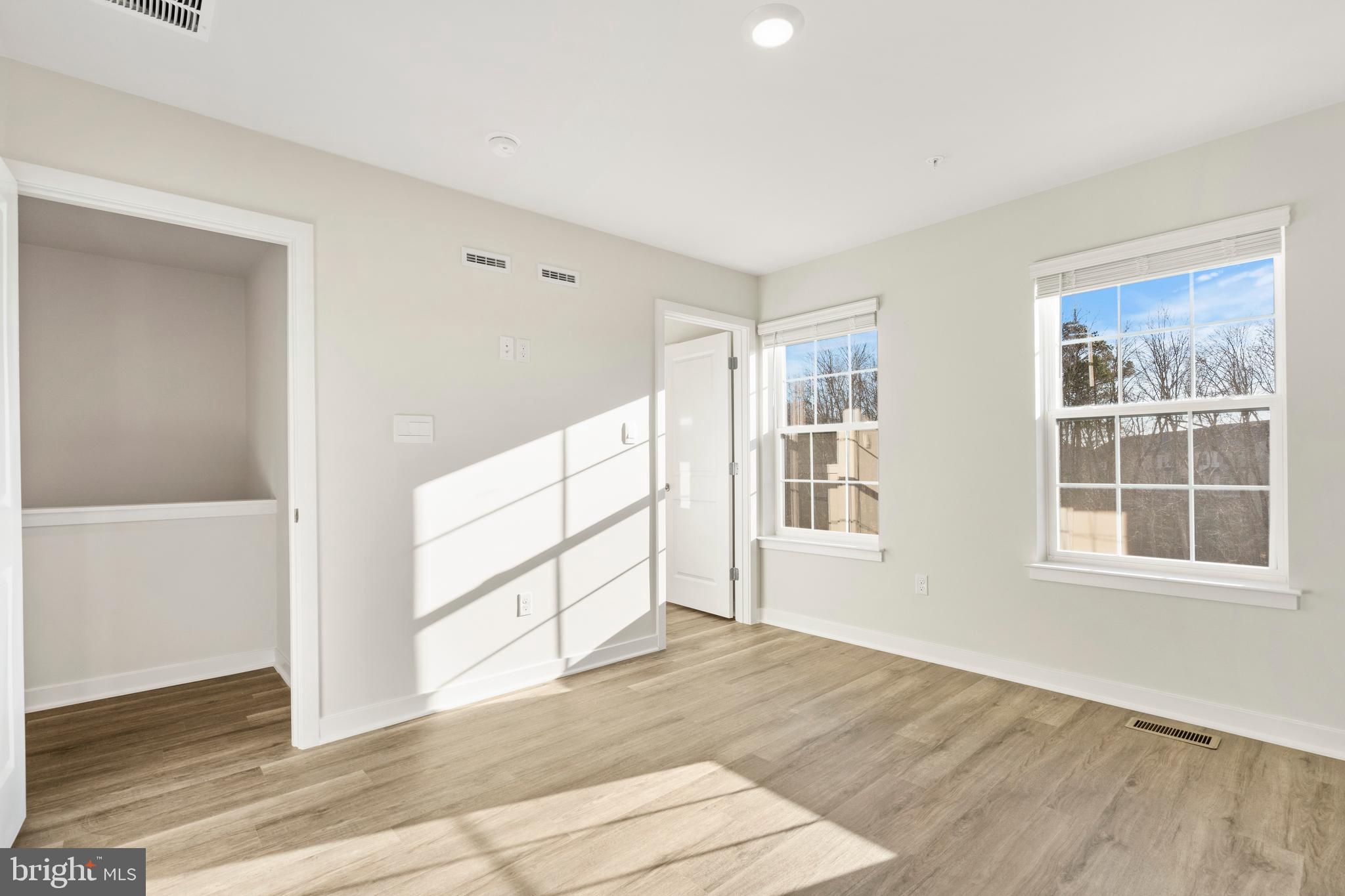 CALM RETREAT - Residential Lease