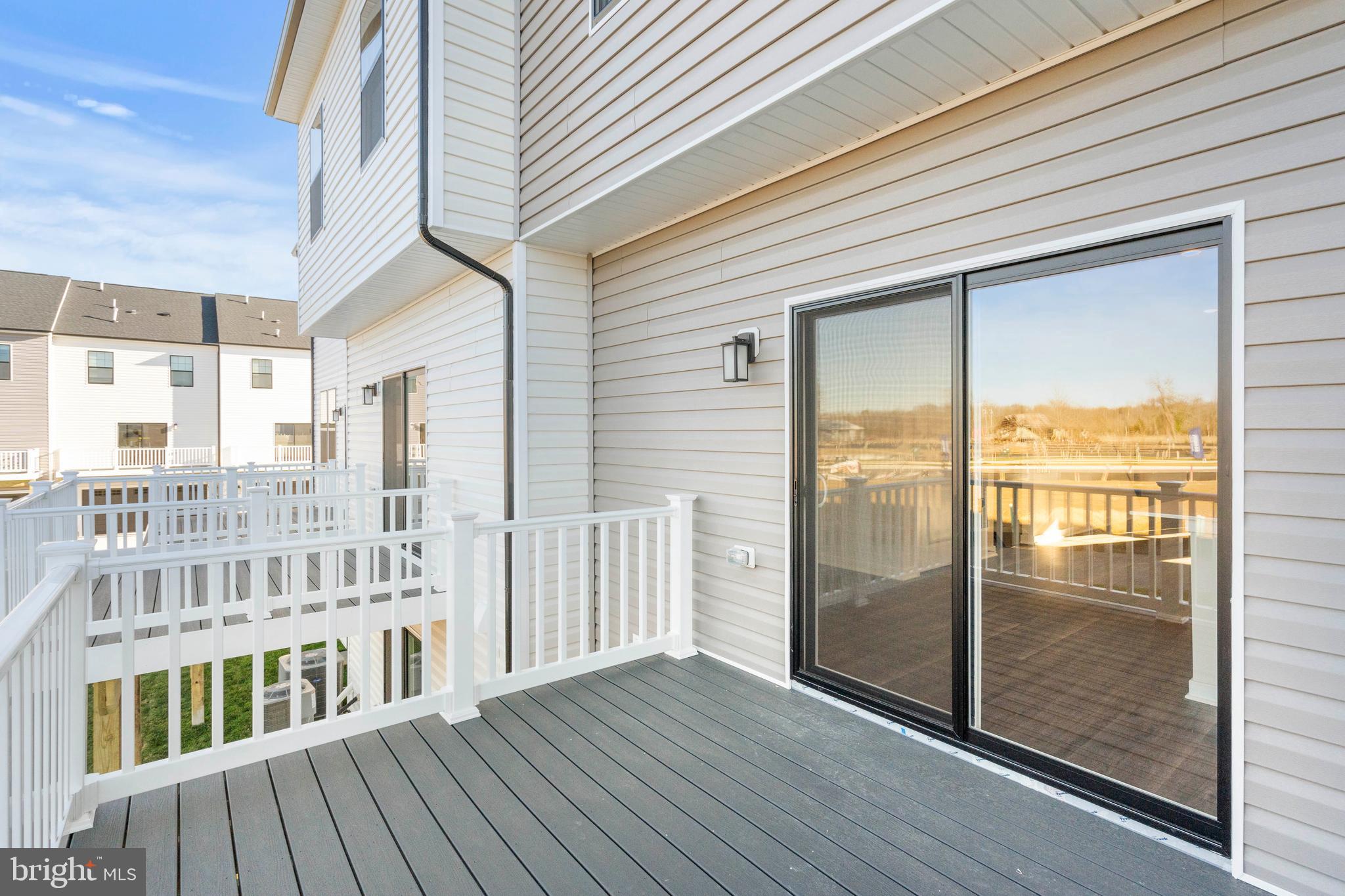 CALM RETREAT - Residential Lease