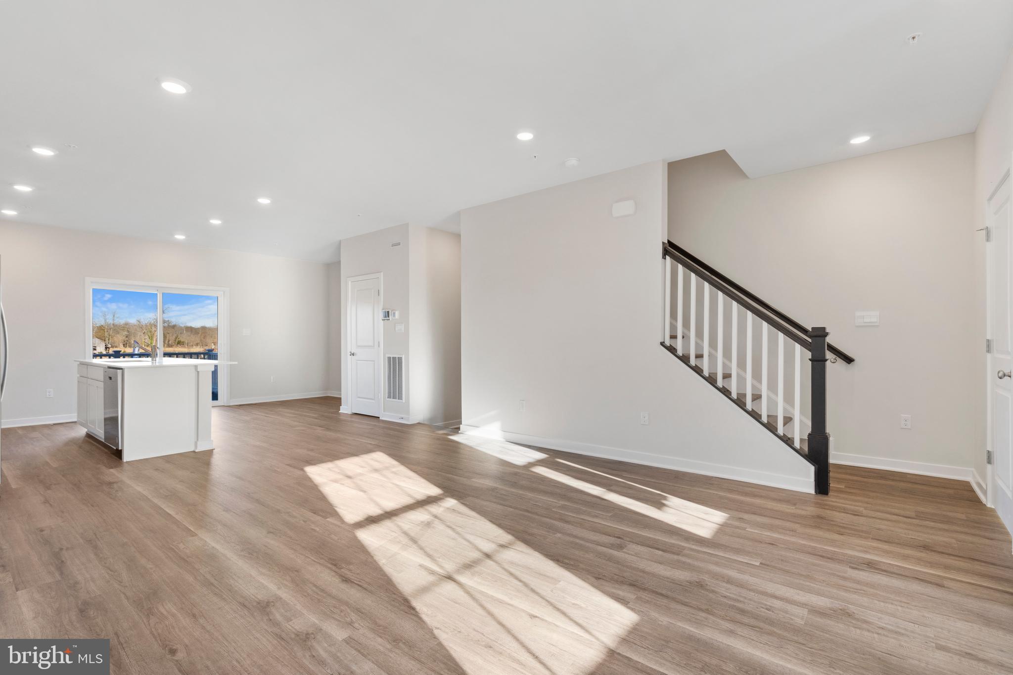 CALM RETREAT - Residential Lease