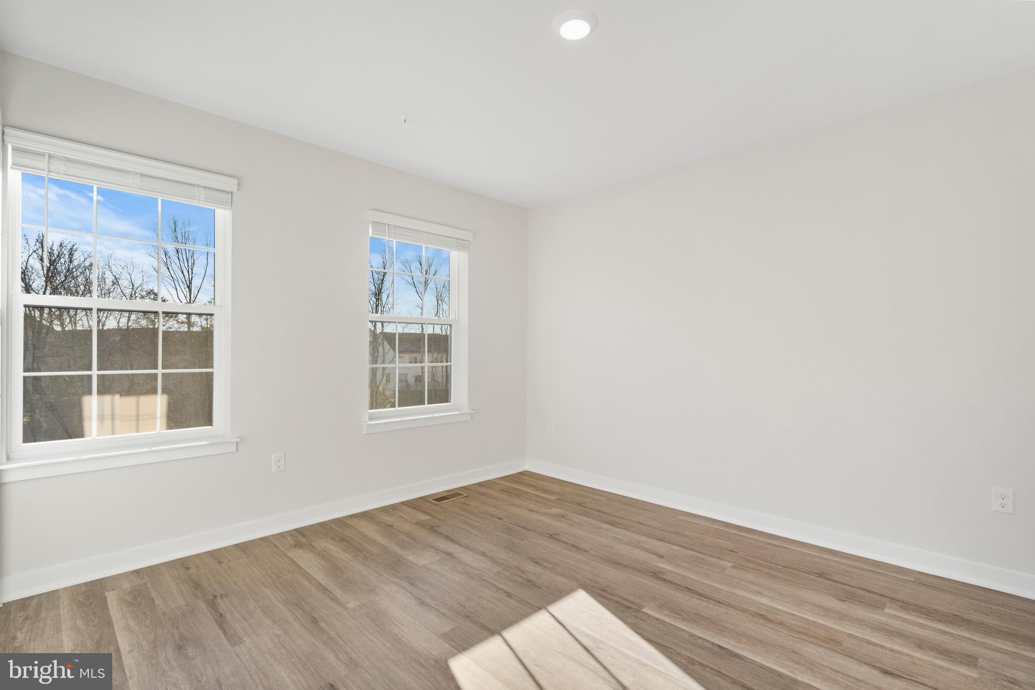 CALM RETREAT - Residential Lease