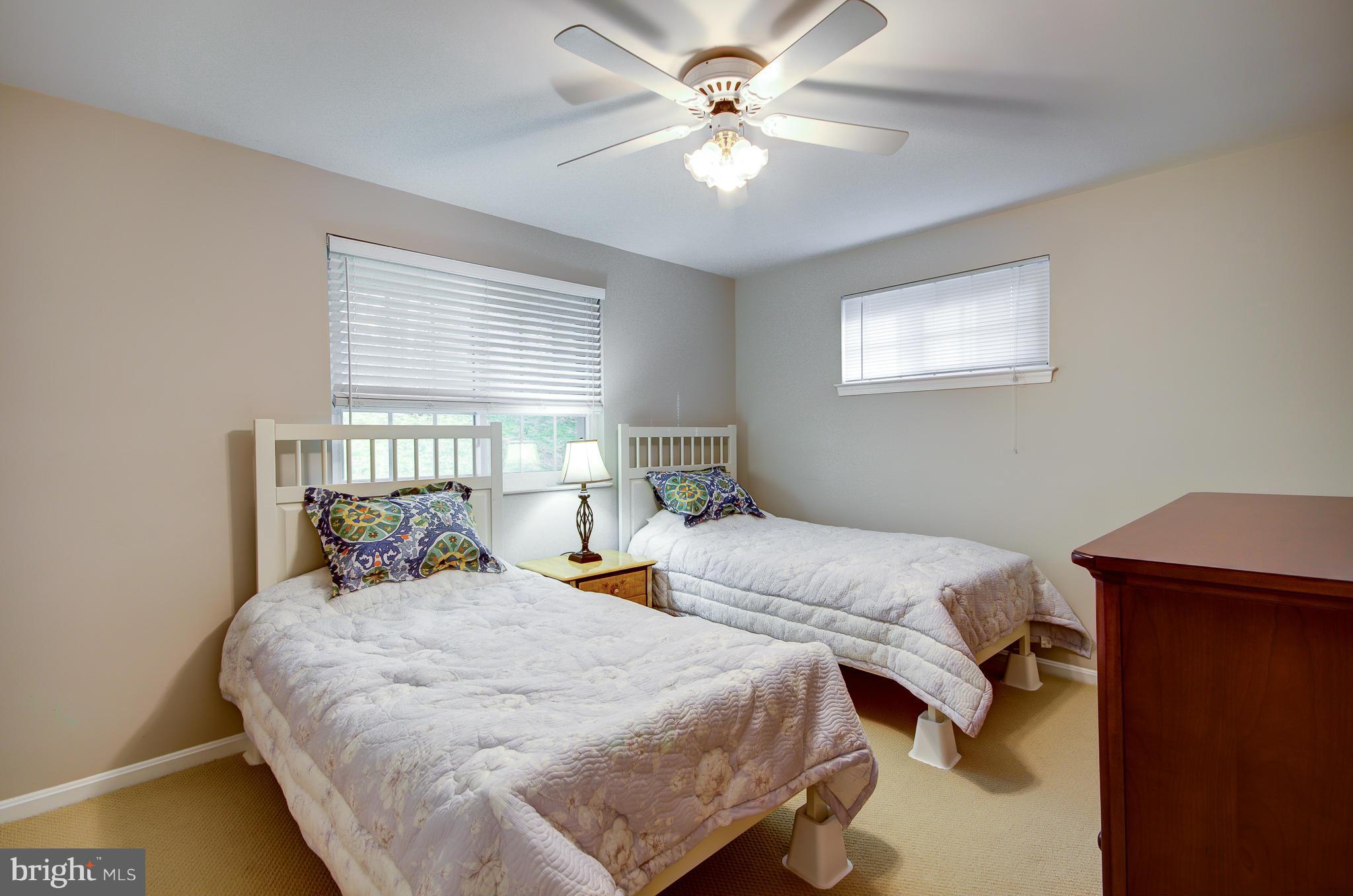 KINGS PARK WEST - Residential