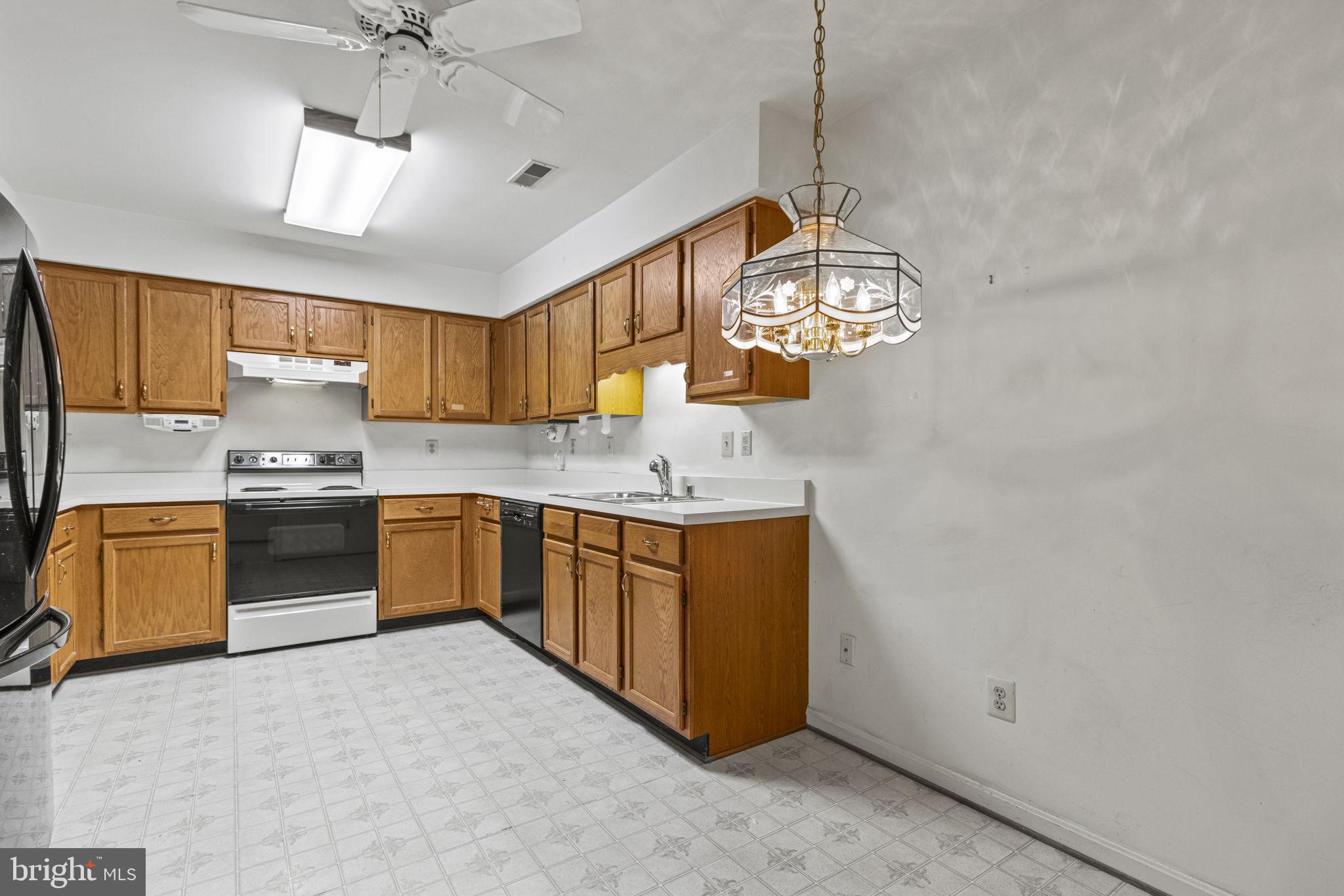 HERITAGE HARBOUR - Residential