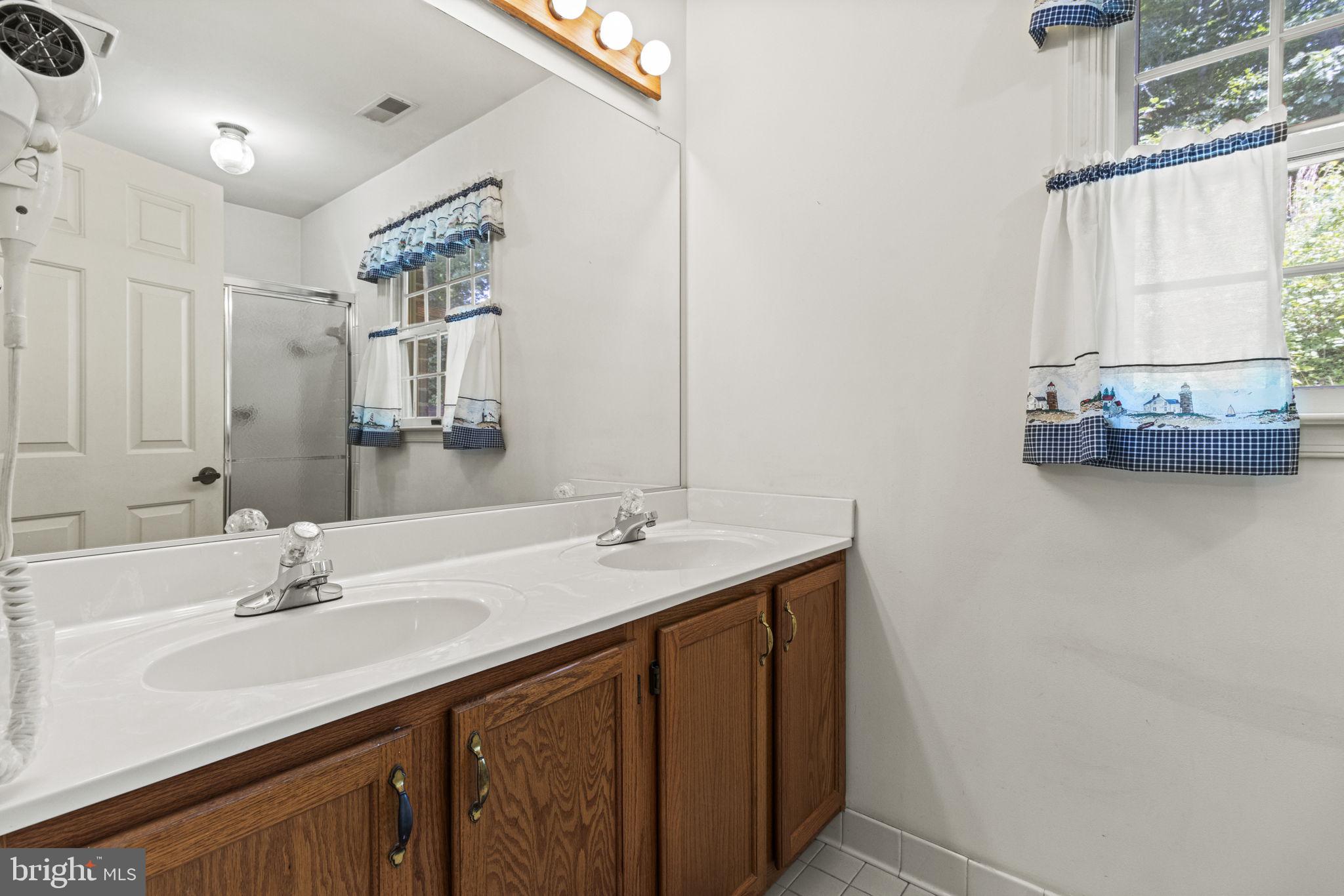 HERITAGE HARBOUR - Residential