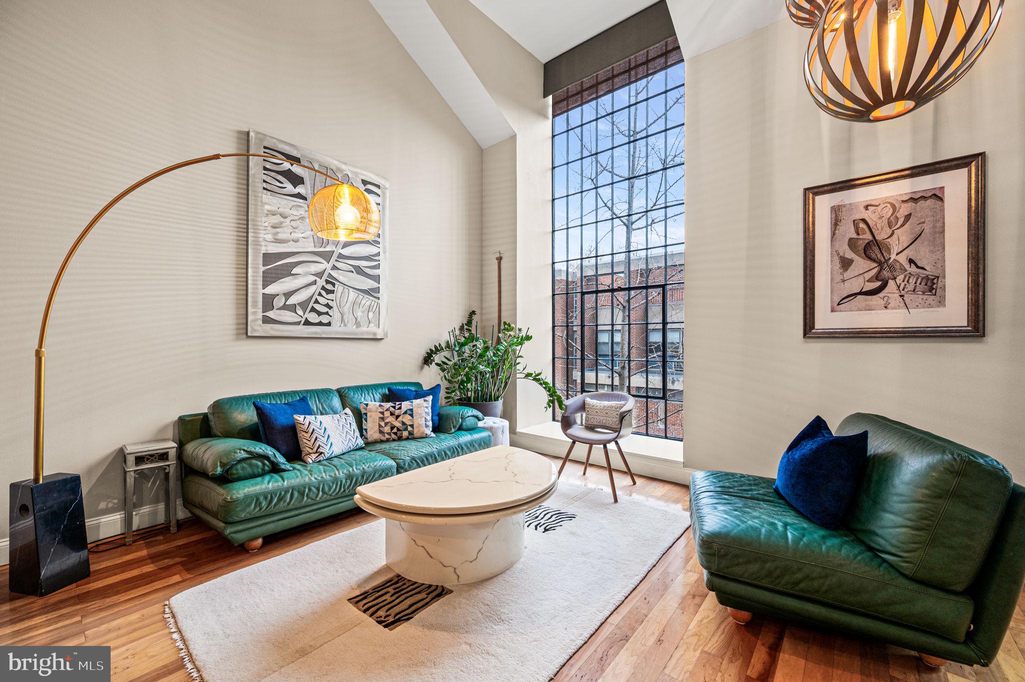 SOCIETY HILL - Residential