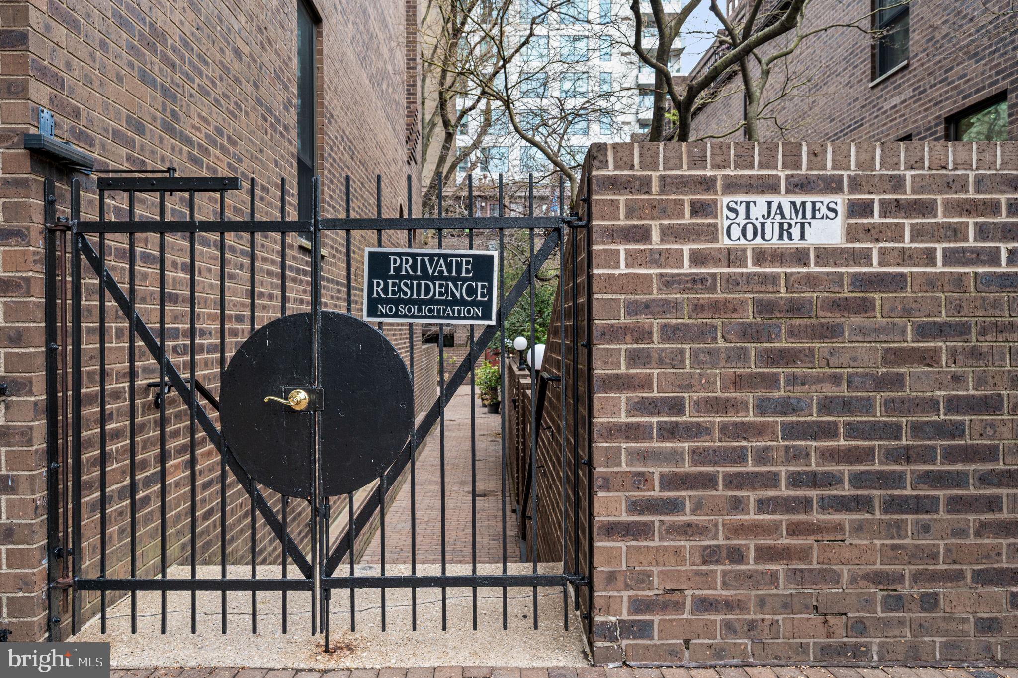 SOCIETY HILL - Residential