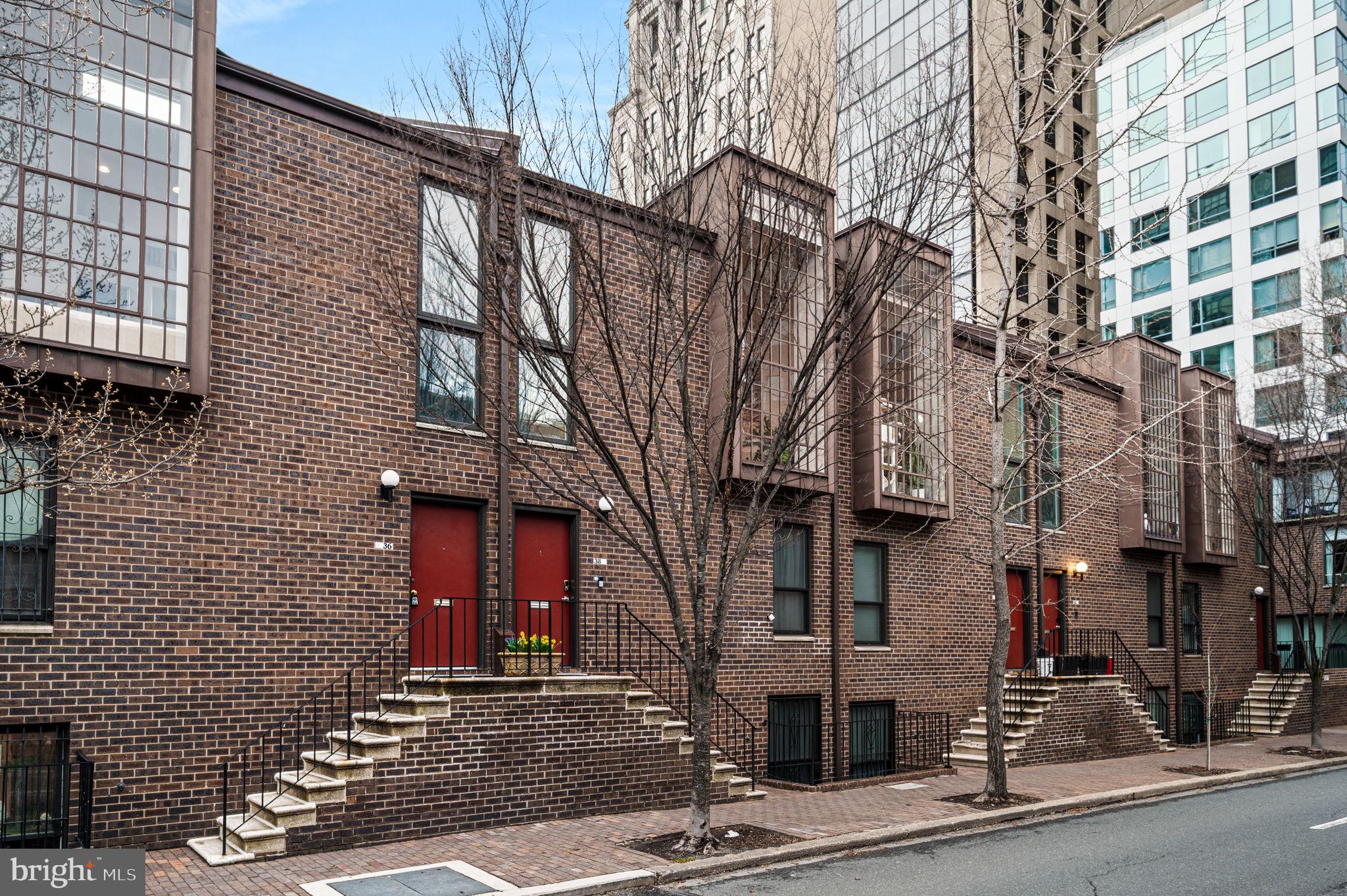 SOCIETY HILL - Residential