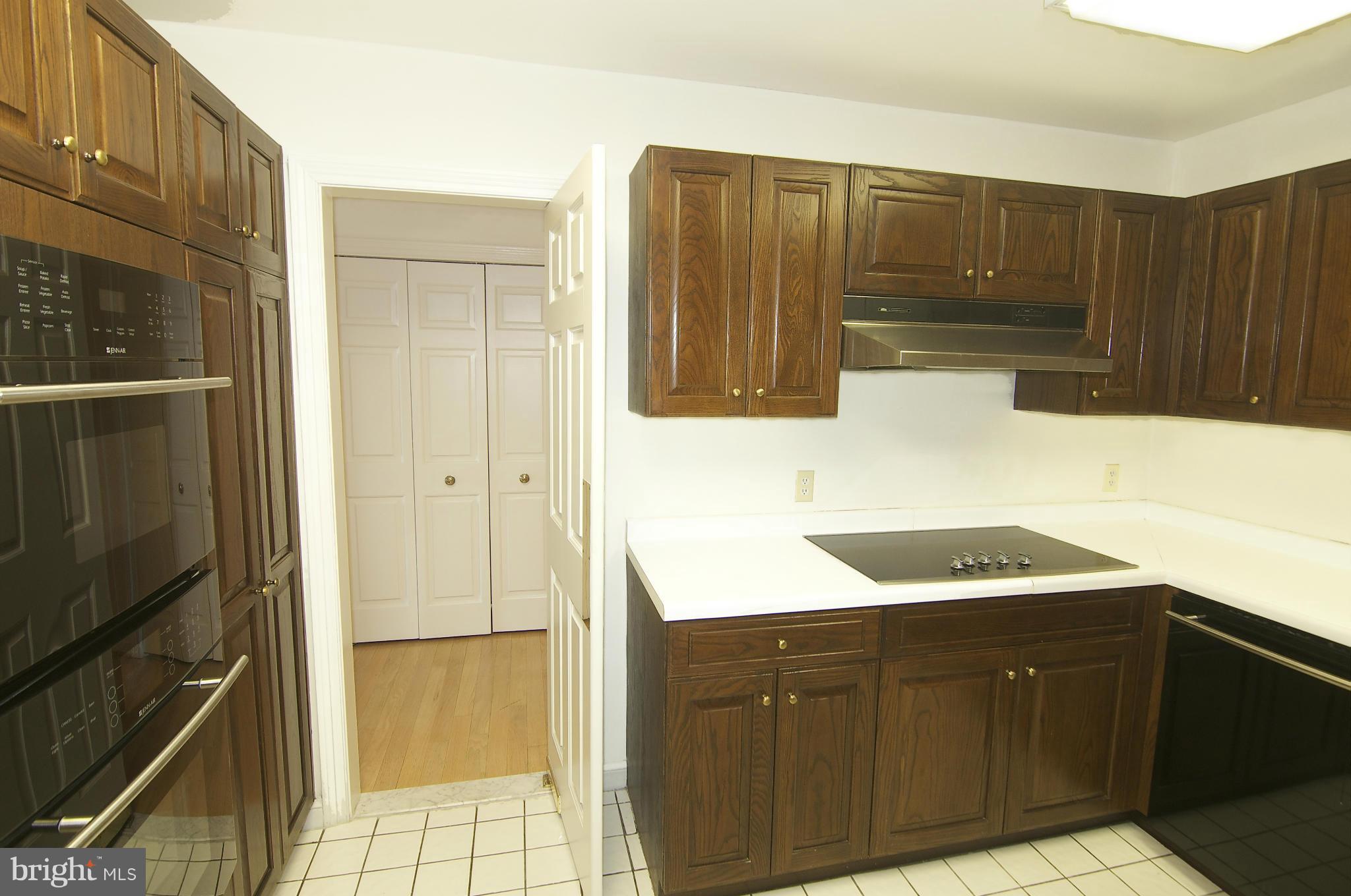 INNER HARBOR - Residential Lease