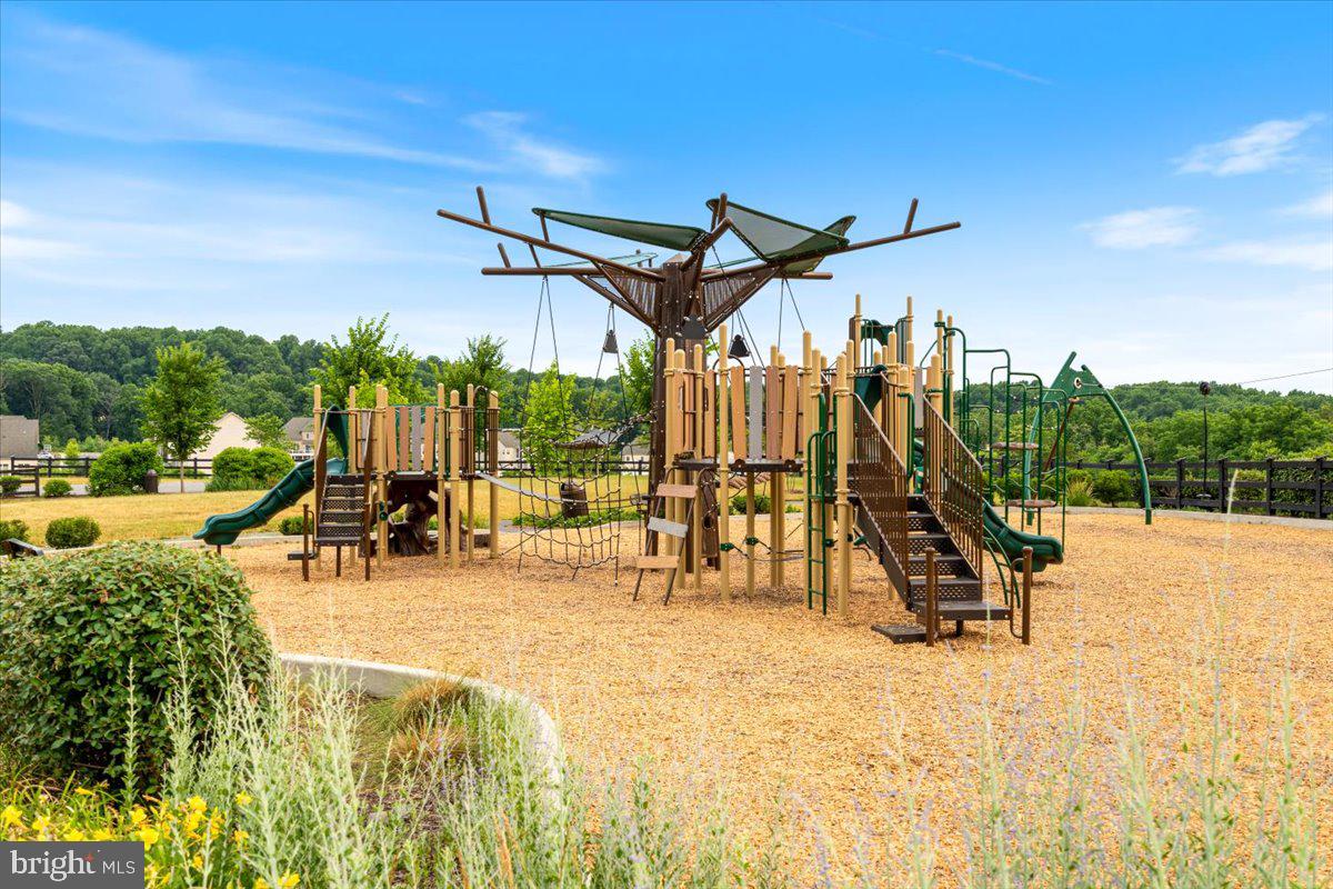 LANDSDALE - Residential