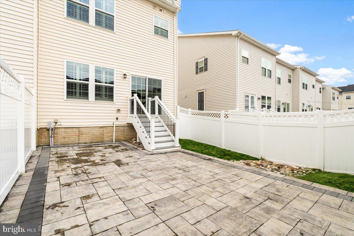 LANDSDALE - Residential