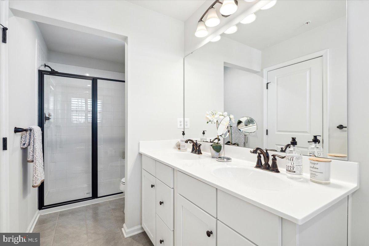 LANDSDALE - Residential