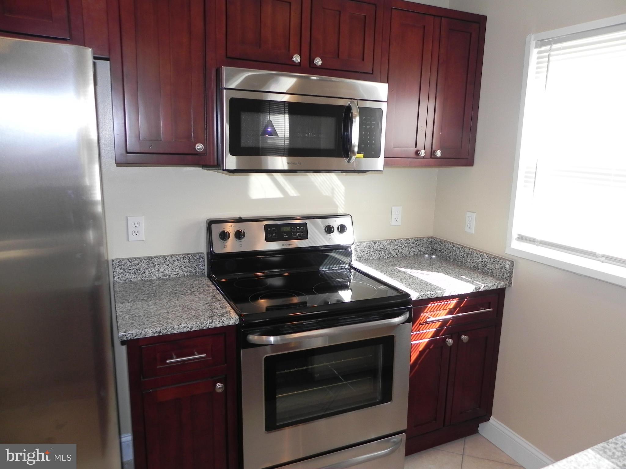 NORTH FORESTVILLE - Residential