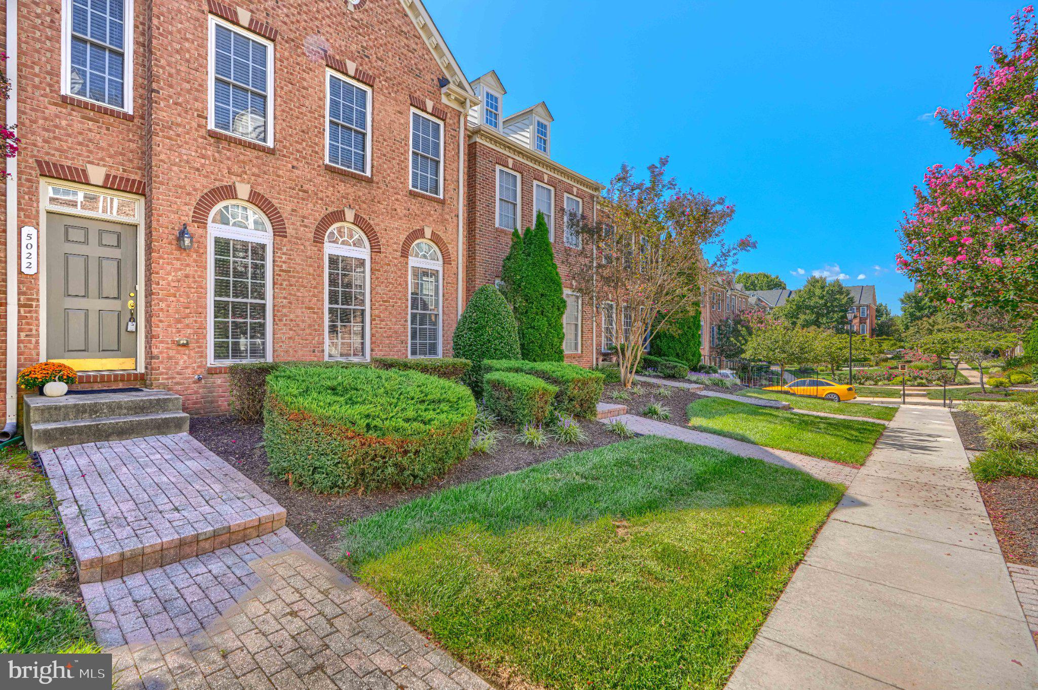 5022 CAMEO TERRACE 5022