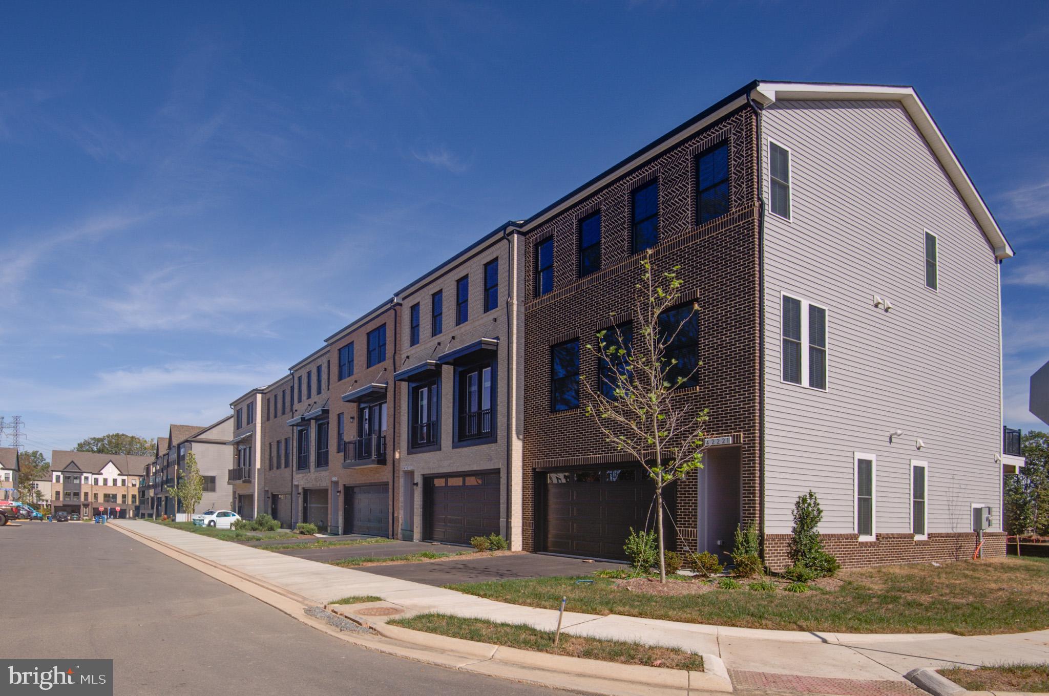 BRAMBLETON LANDBAY 1 - Residential Lease