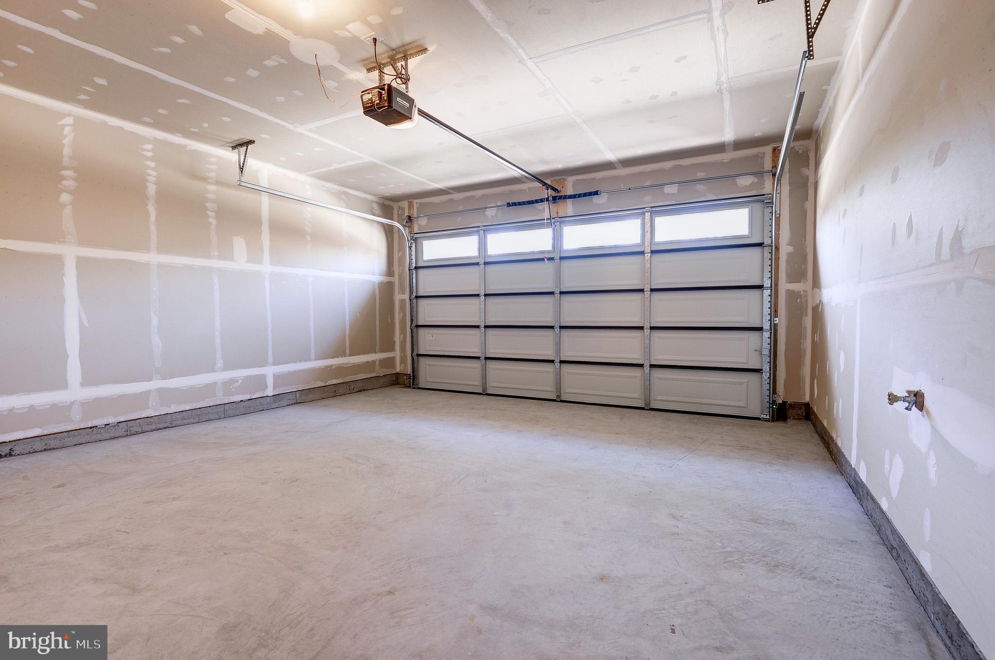 BRAMBLETON LANDBAY 1 - Residential Lease