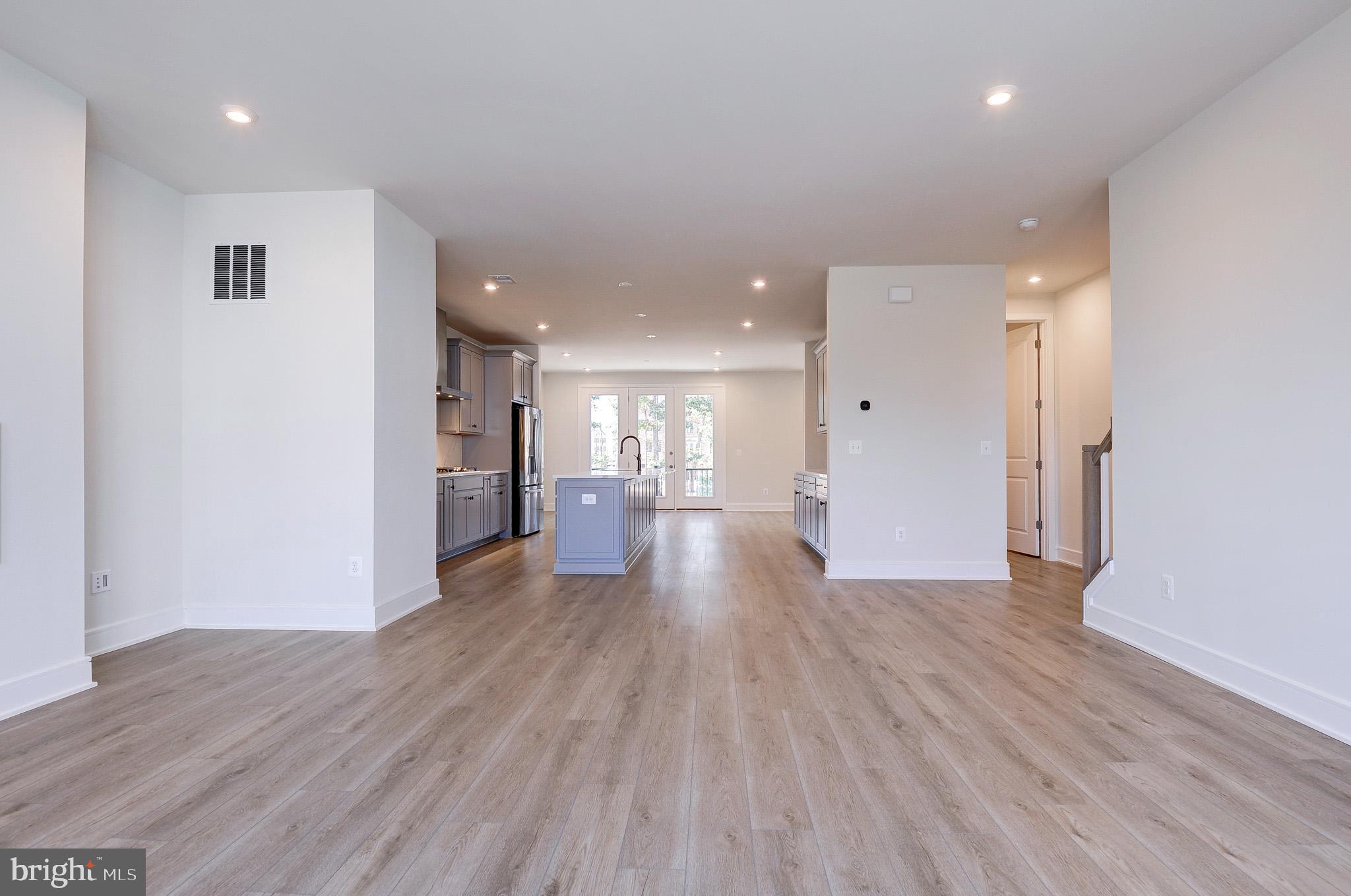 BRAMBLETON LANDBAY 1 - Residential Lease