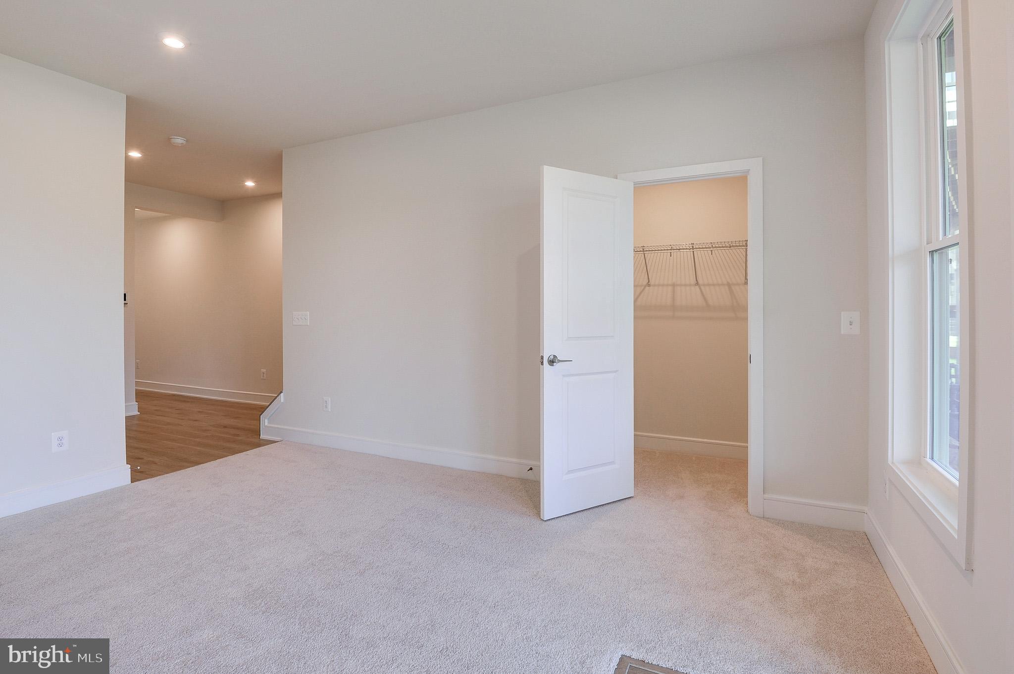 BRAMBLETON LANDBAY 1 - Residential Lease