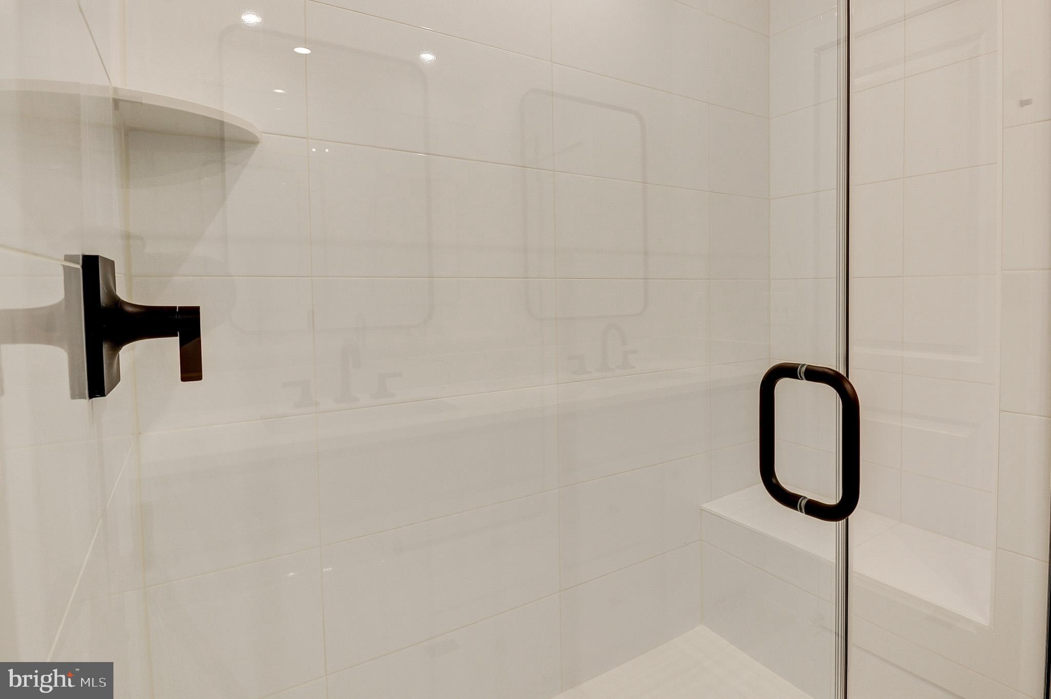 BRAMBLETON LANDBAY 1 - Residential Lease