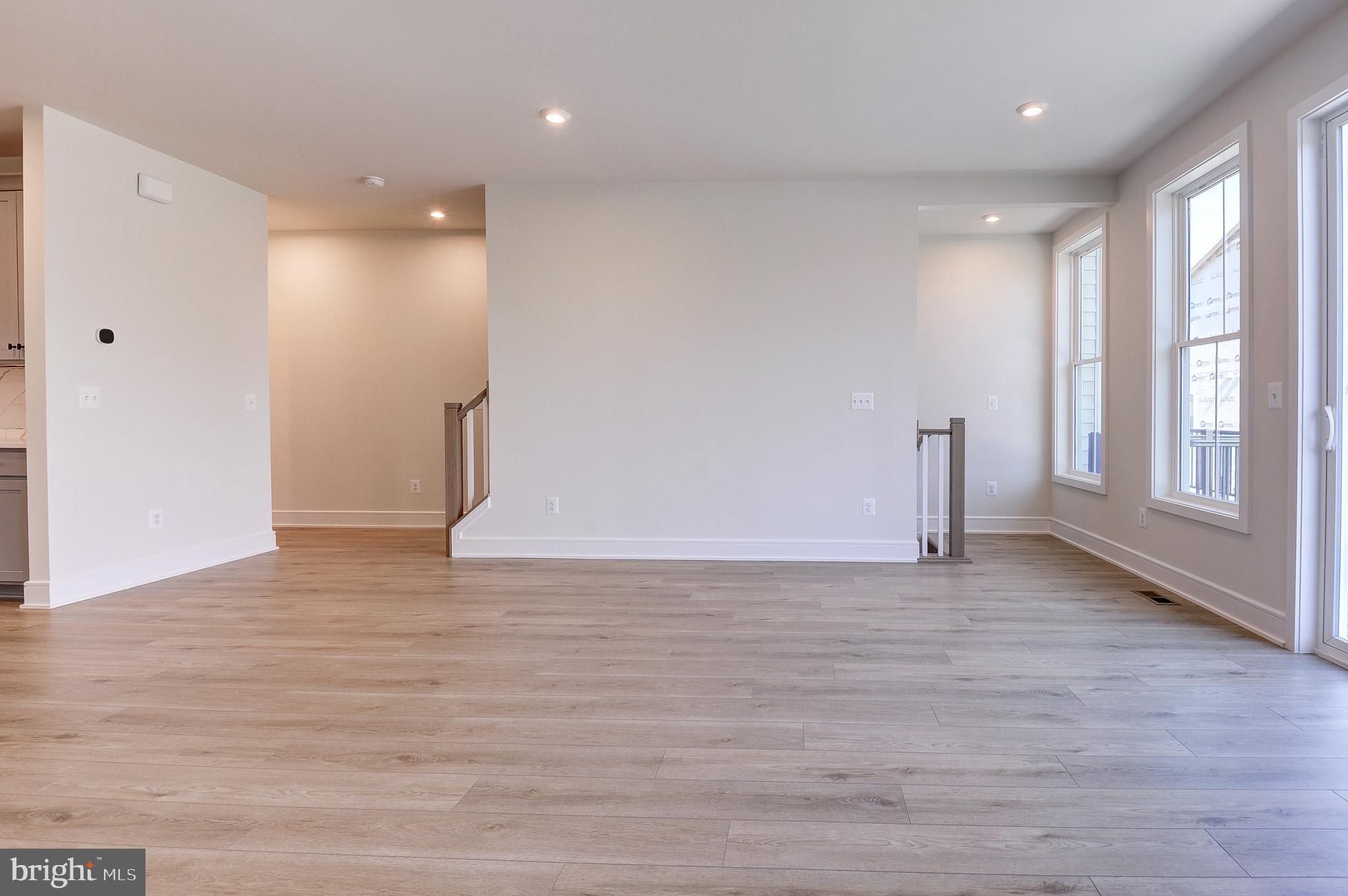 BRAMBLETON LANDBAY 1 - Residential Lease