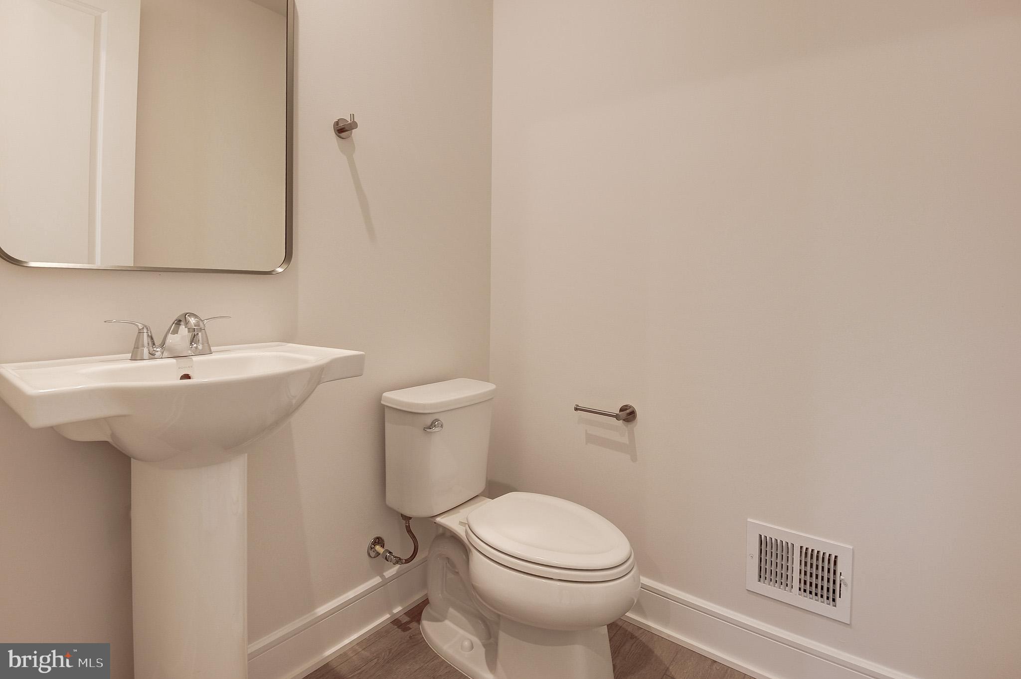 BRAMBLETON LANDBAY 1 - Residential Lease