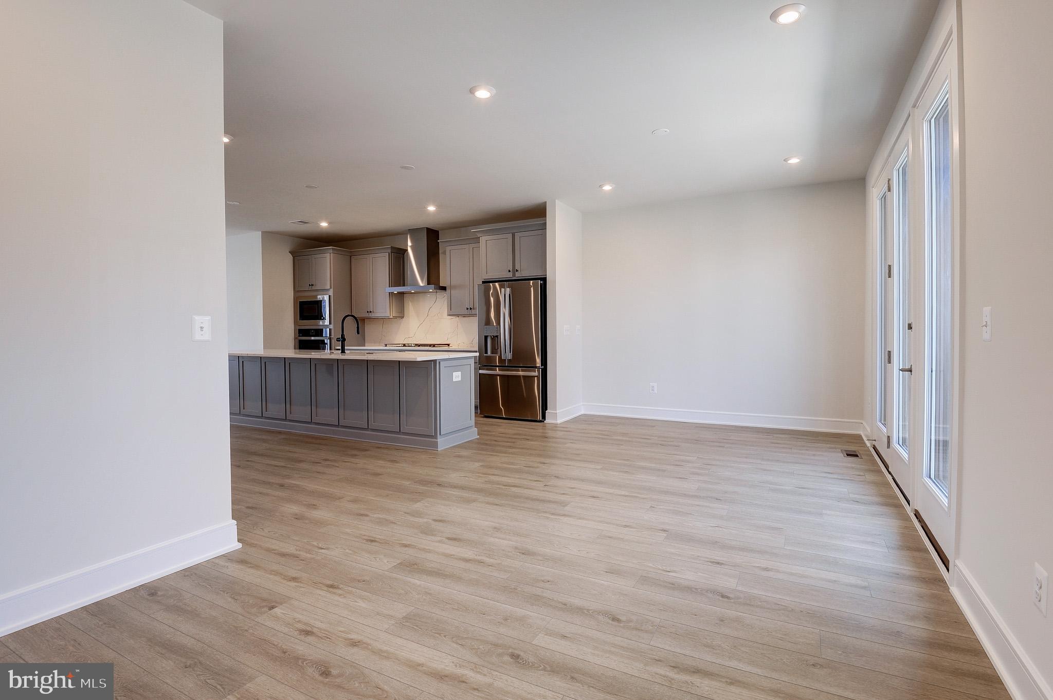 BRAMBLETON LANDBAY 1 - Residential Lease