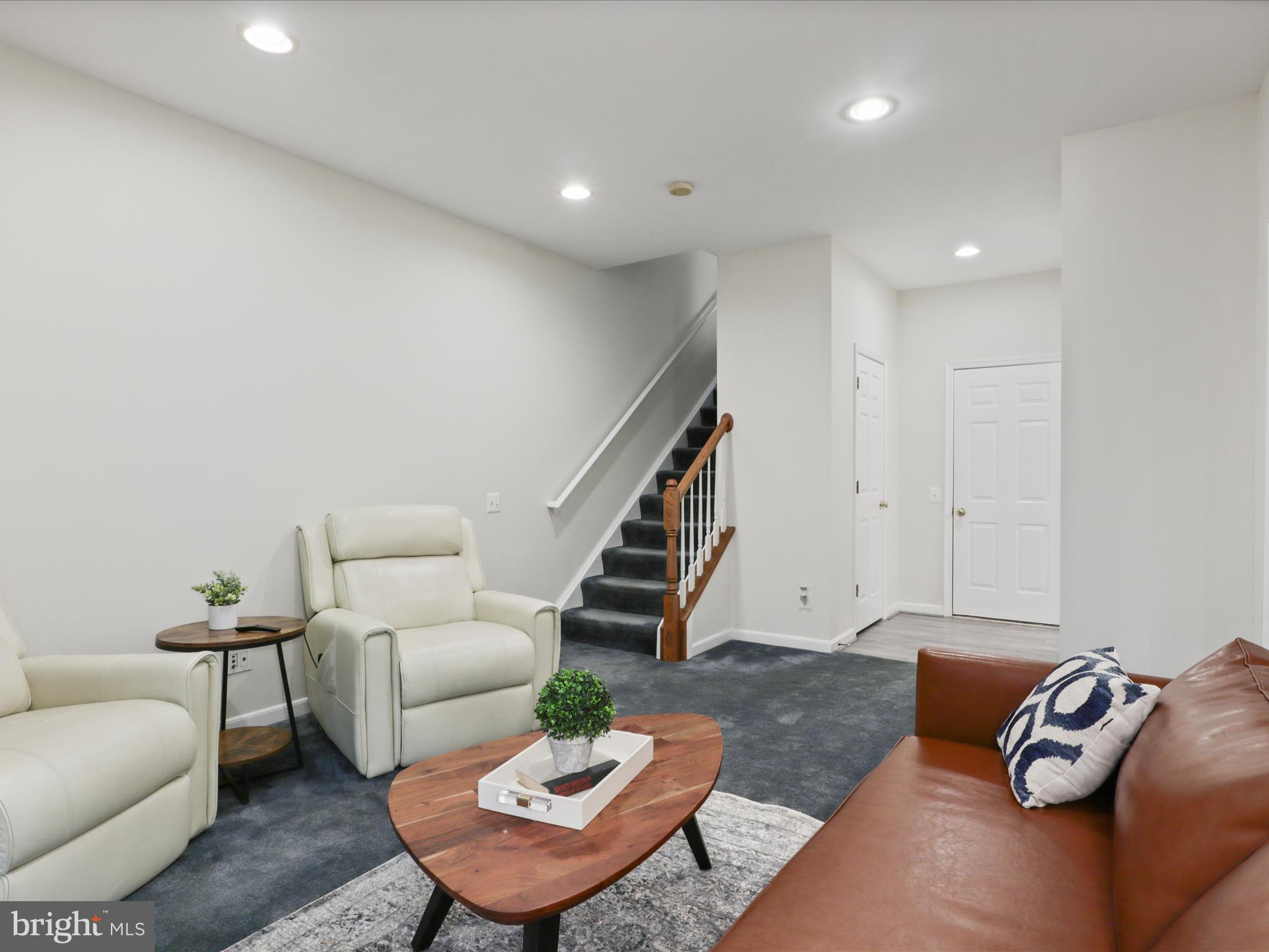 HUNTERS BRANCH - Residential