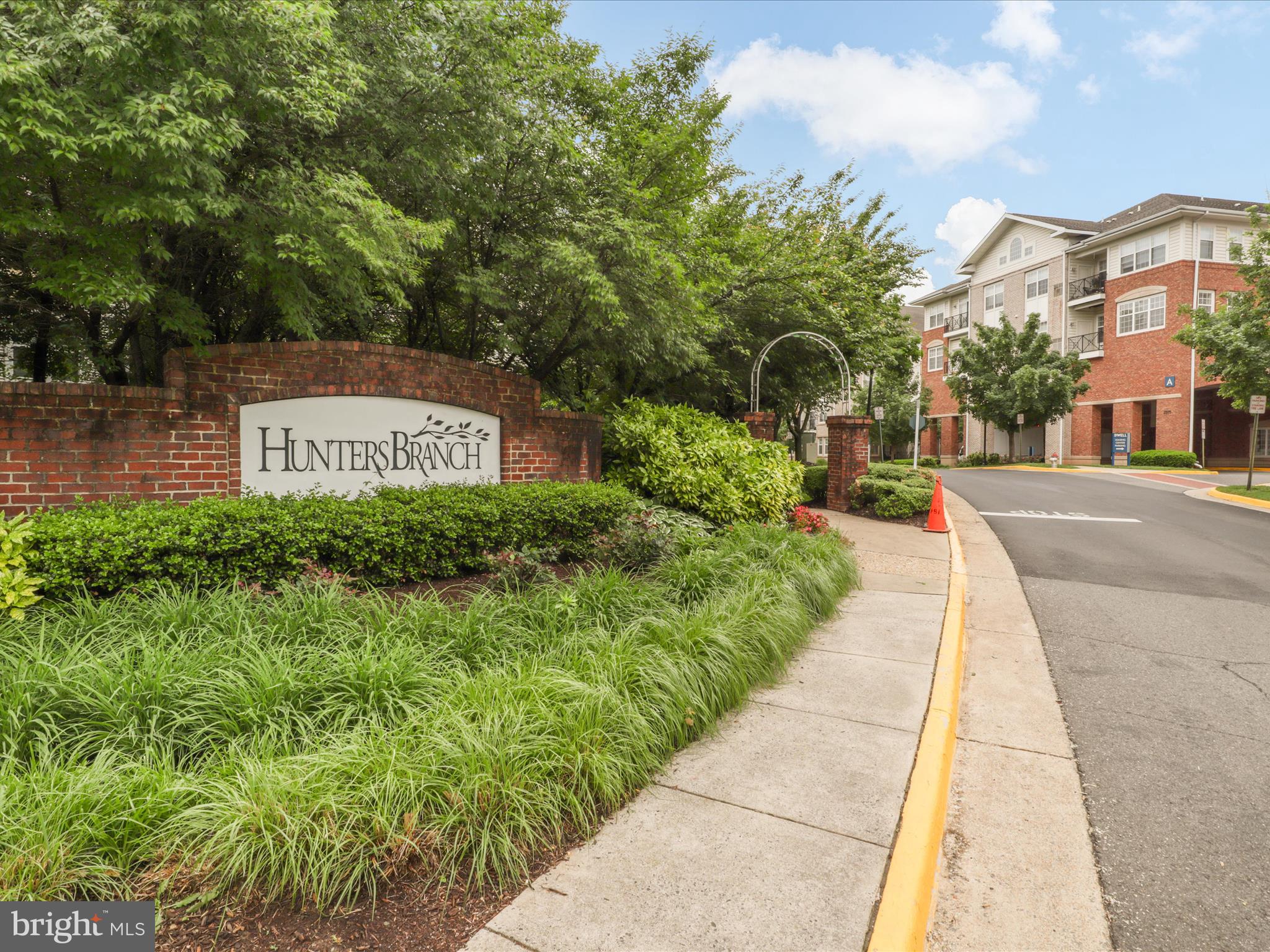 HUNTERS BRANCH - Residential