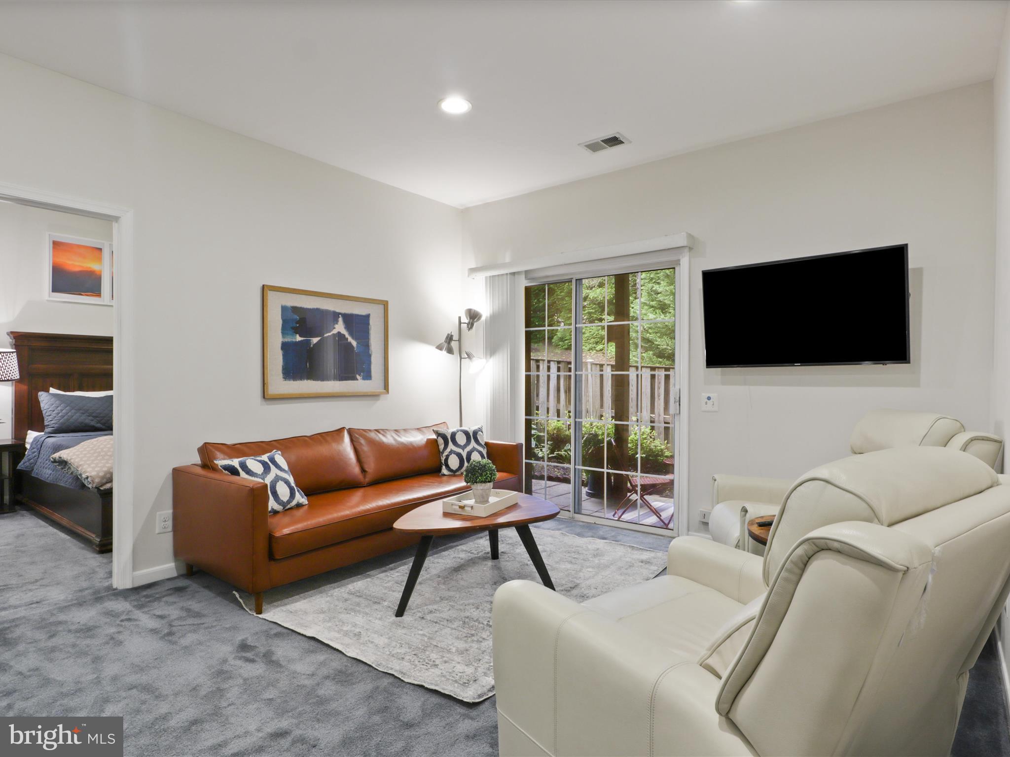 HUNTERS BRANCH - Residential