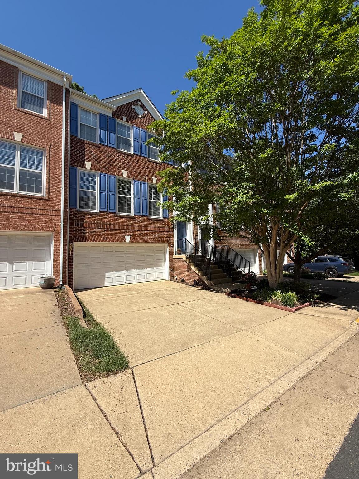 HUNTERS BRANCH - Residential