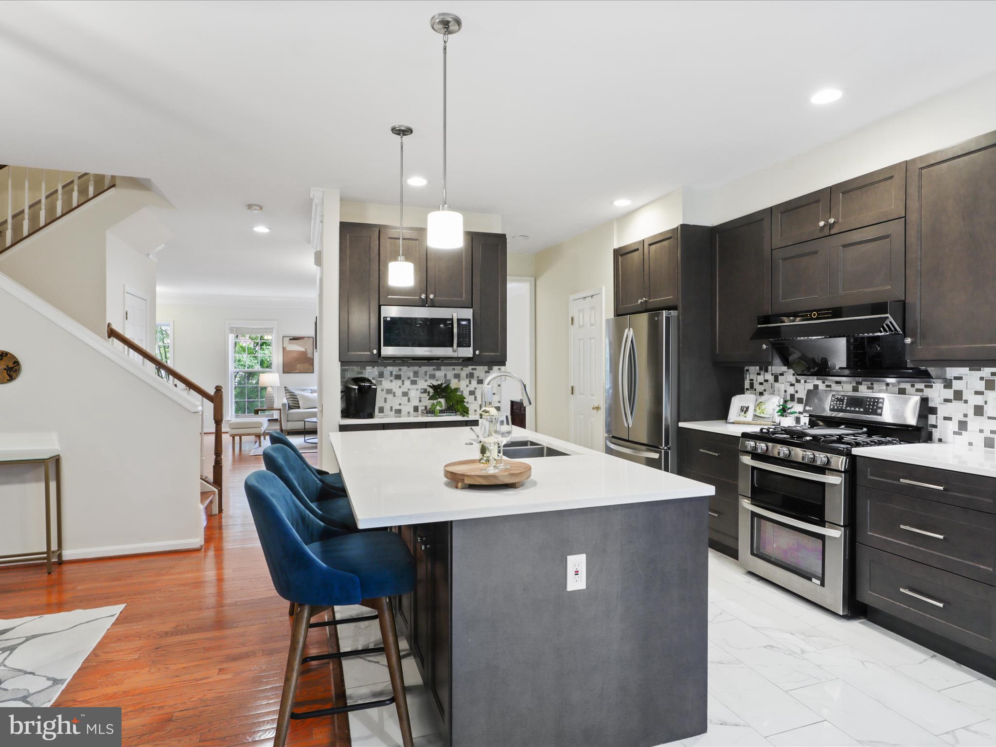 HUNTERS BRANCH - Residential