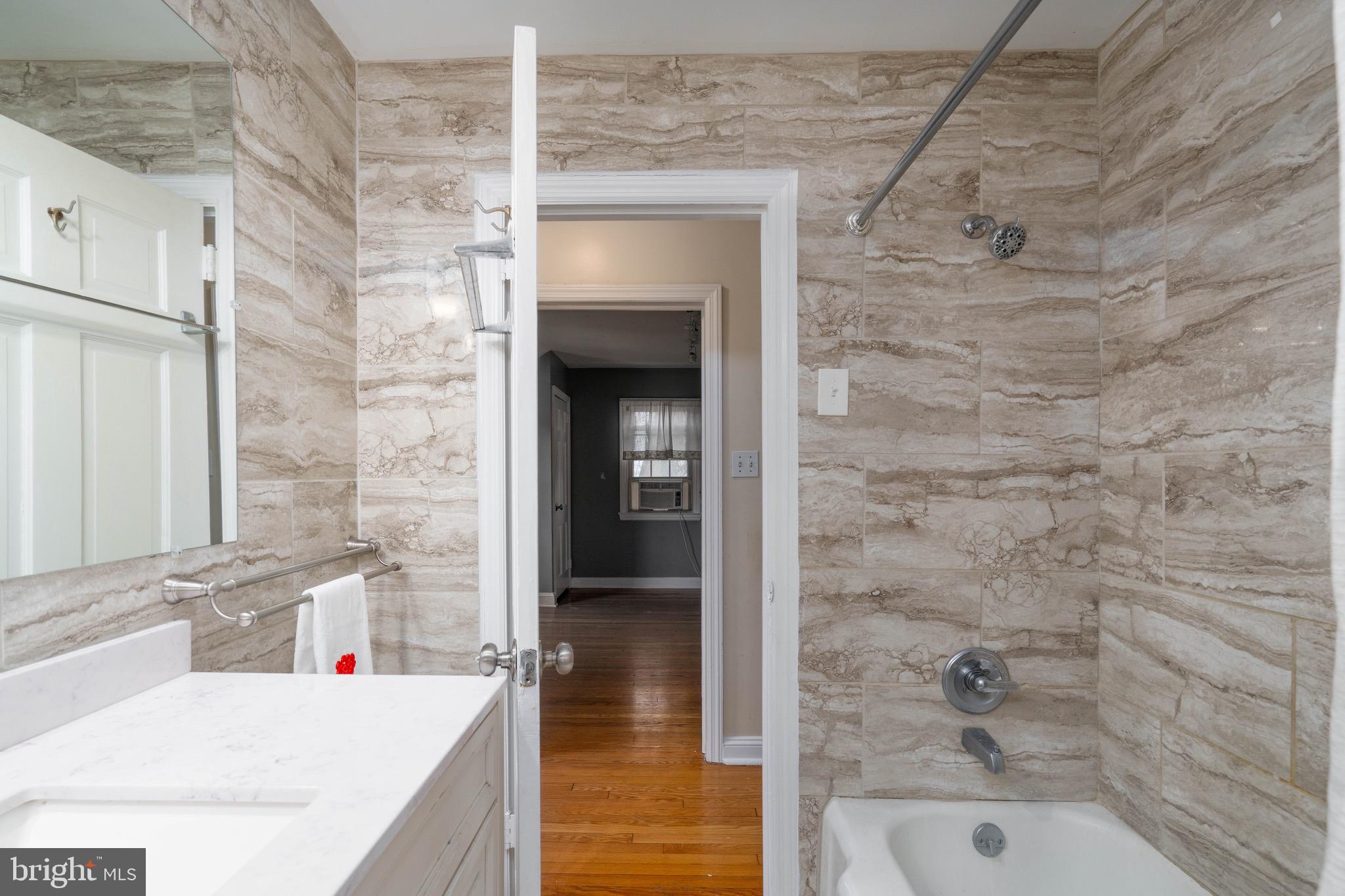 EDGEWOOD HILLS - Residential