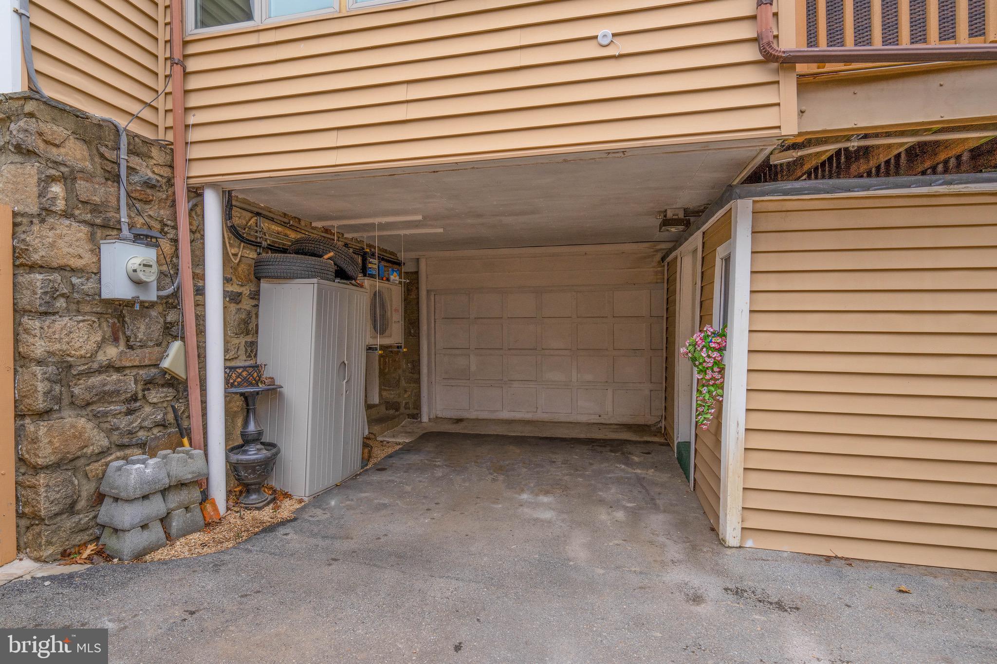 EDGEWOOD HILLS - Residential