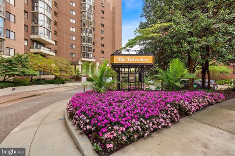 Photo of 1600 N Oak Street #906, ARLINGTON, VA 22209 (MLS # VAAR2070238)