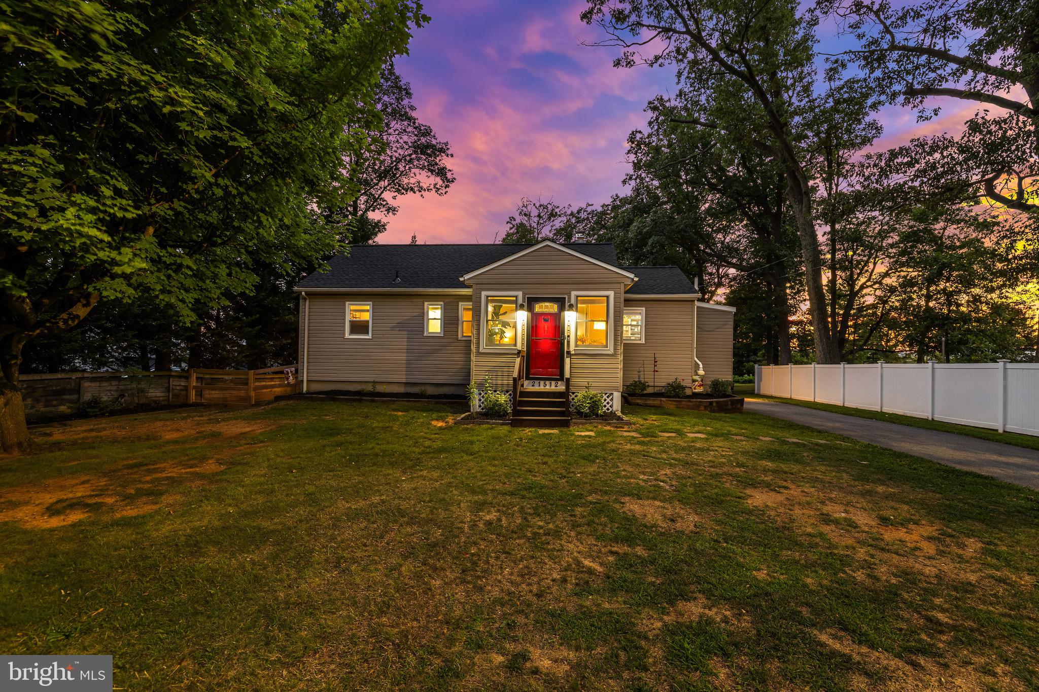 21512 NEW FREEDOM ROAD