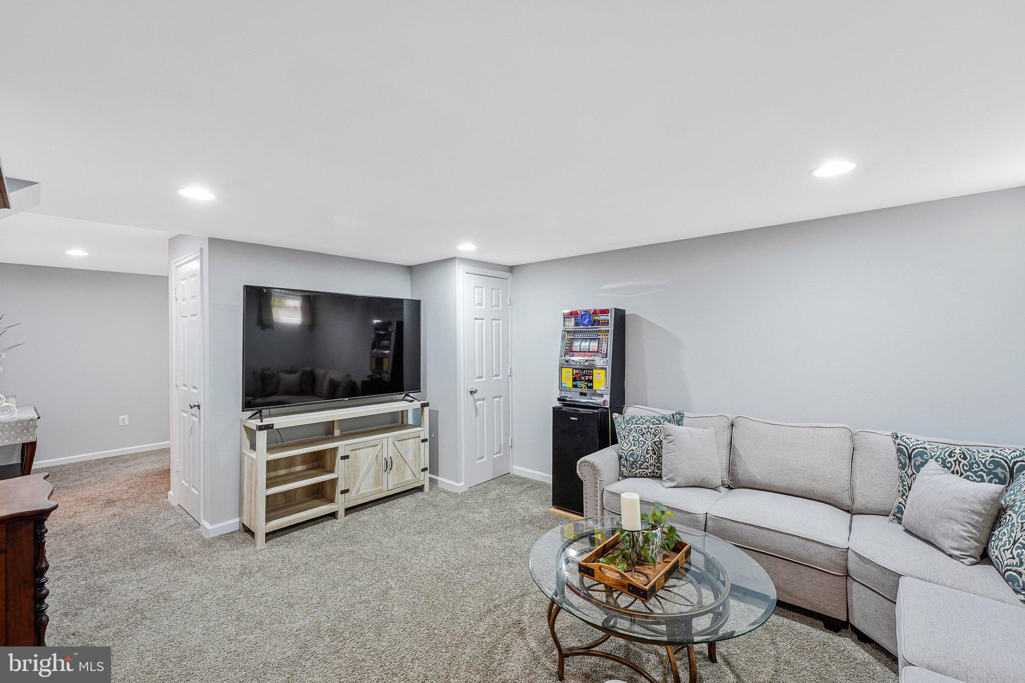 TRIPLE RIDGE - Residential