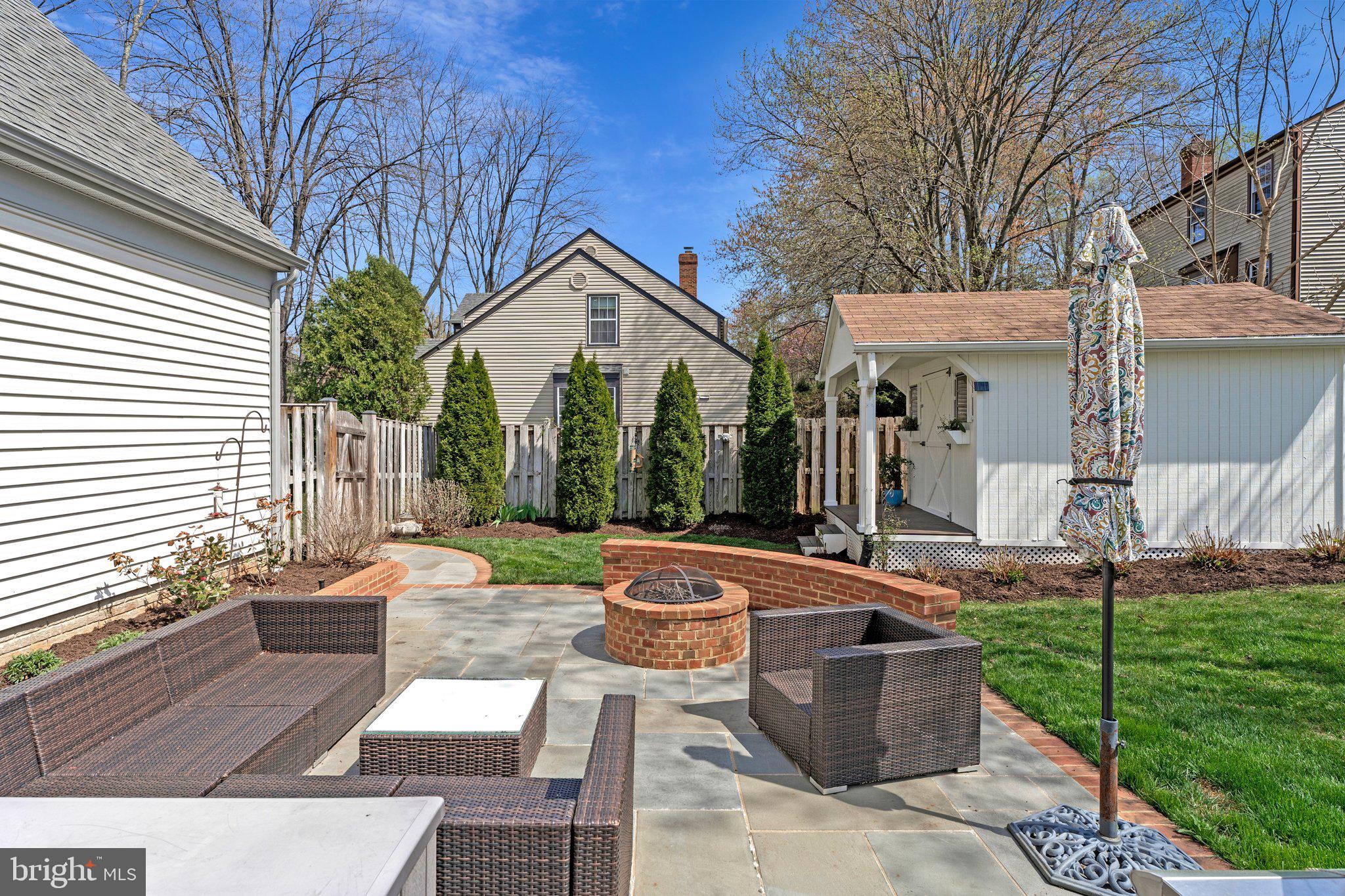 TRIPLE RIDGE - Residential